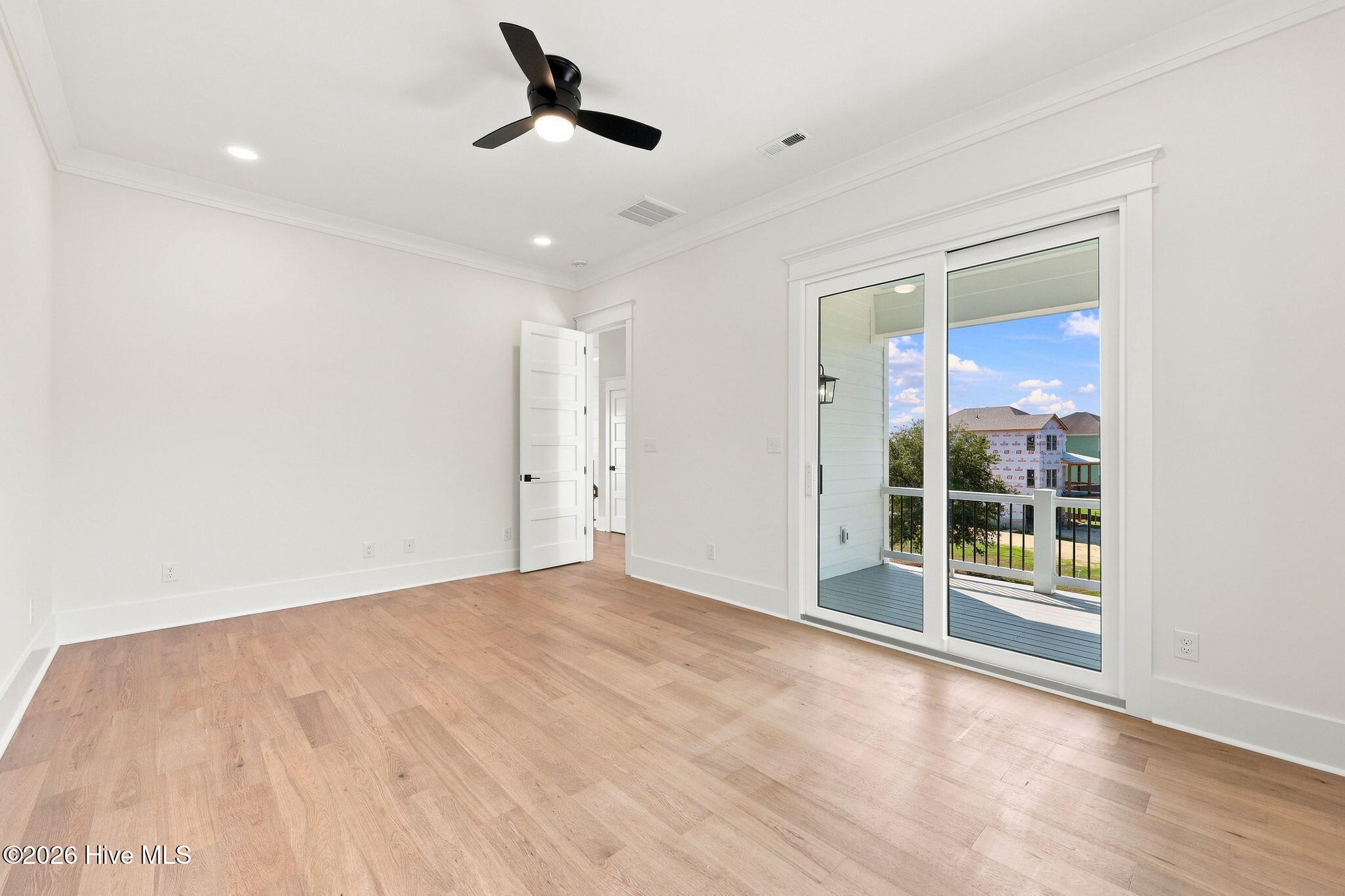 244 Colleton Square Property Photo 33