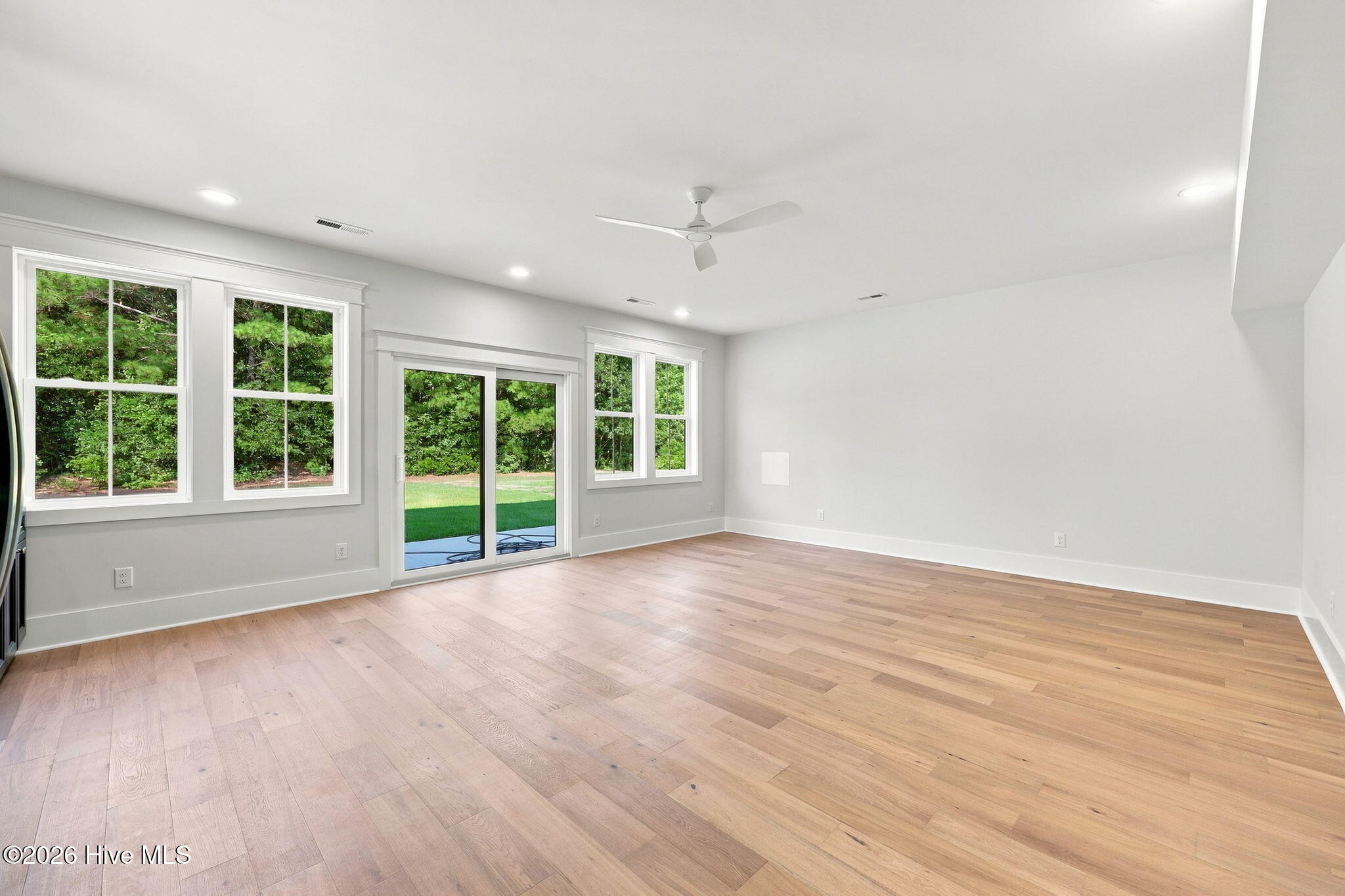 244 Colleton Square Property Photo 36