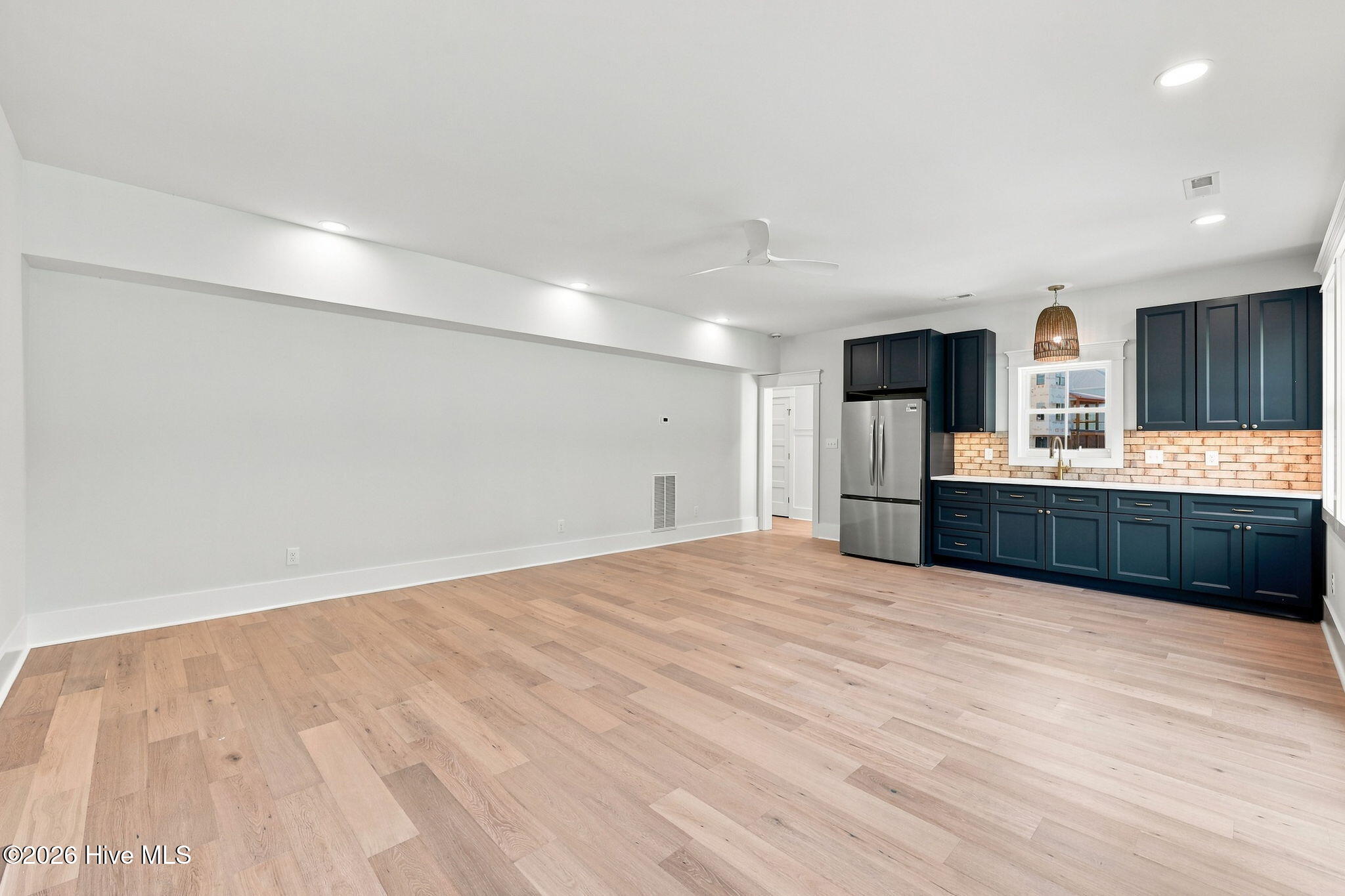 244 Colleton Square Property Photo 38