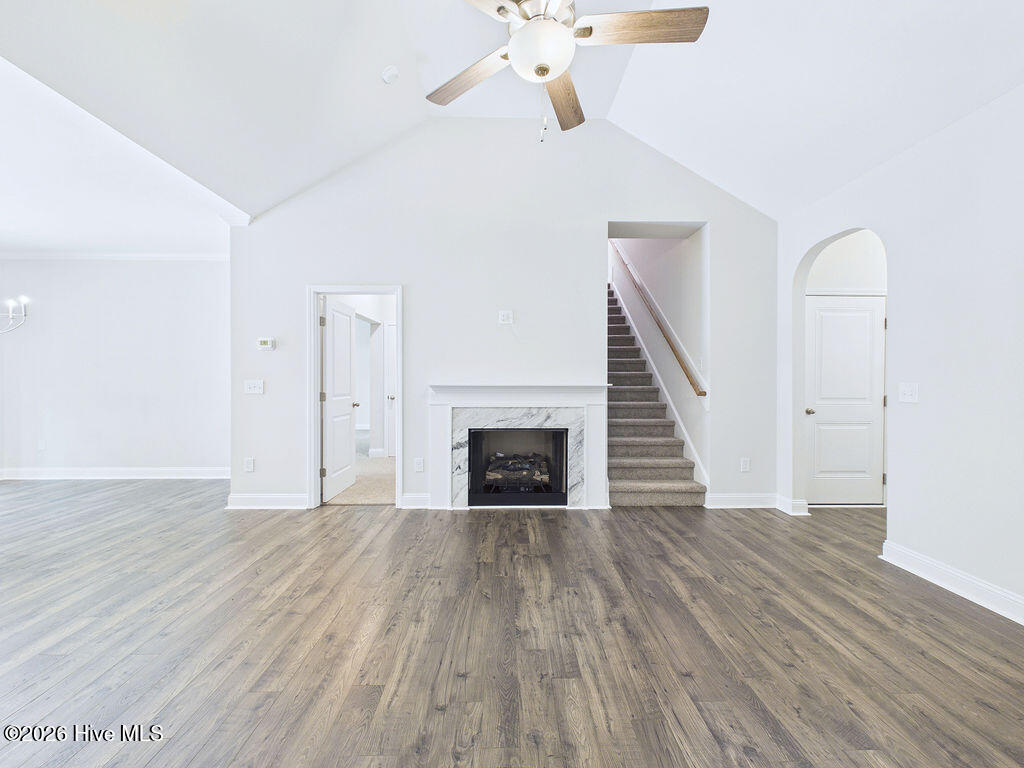 209 Telluride Court Property Photo 4