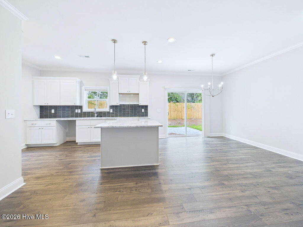 209 Telluride Court Property Photo 5