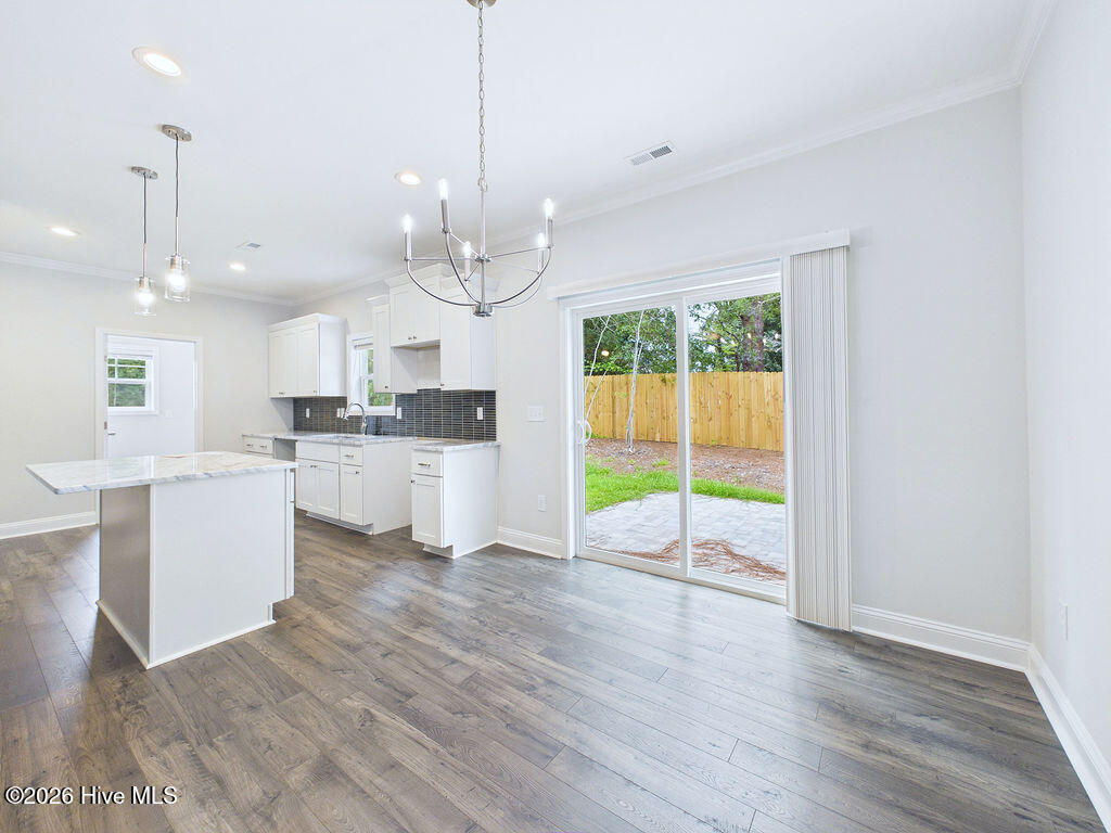 209 Telluride Court Property Photo 7