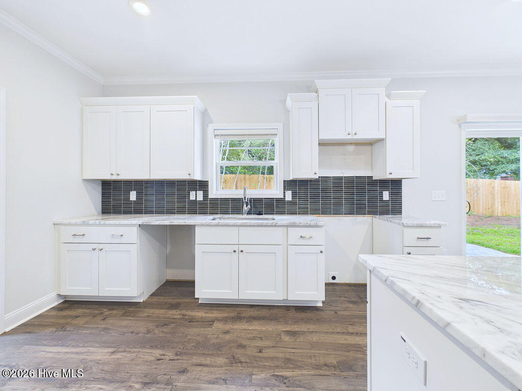 209 Telluride Court Property Photo 9
