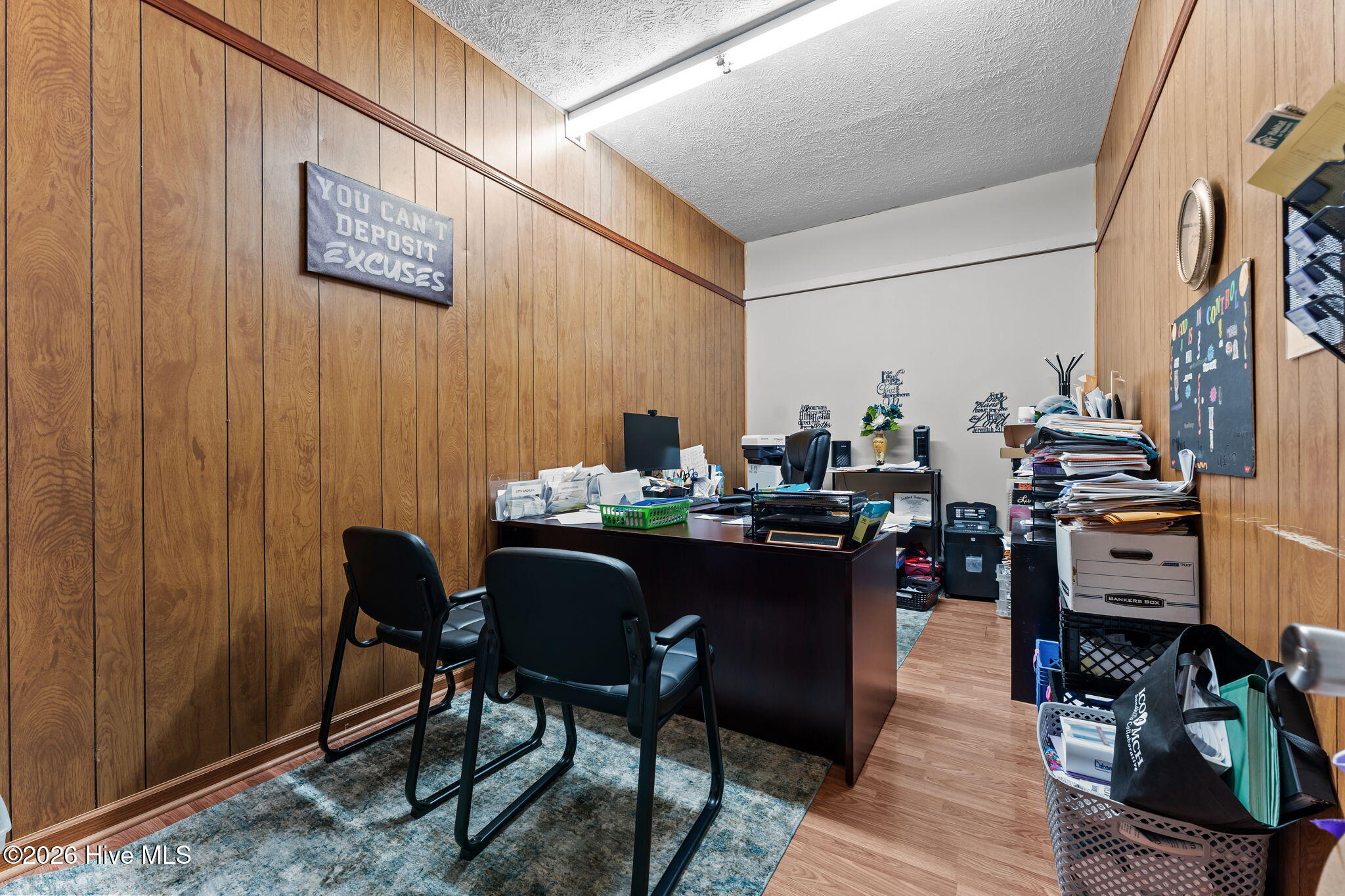 402-406b Harris Avenue Property Photo 34