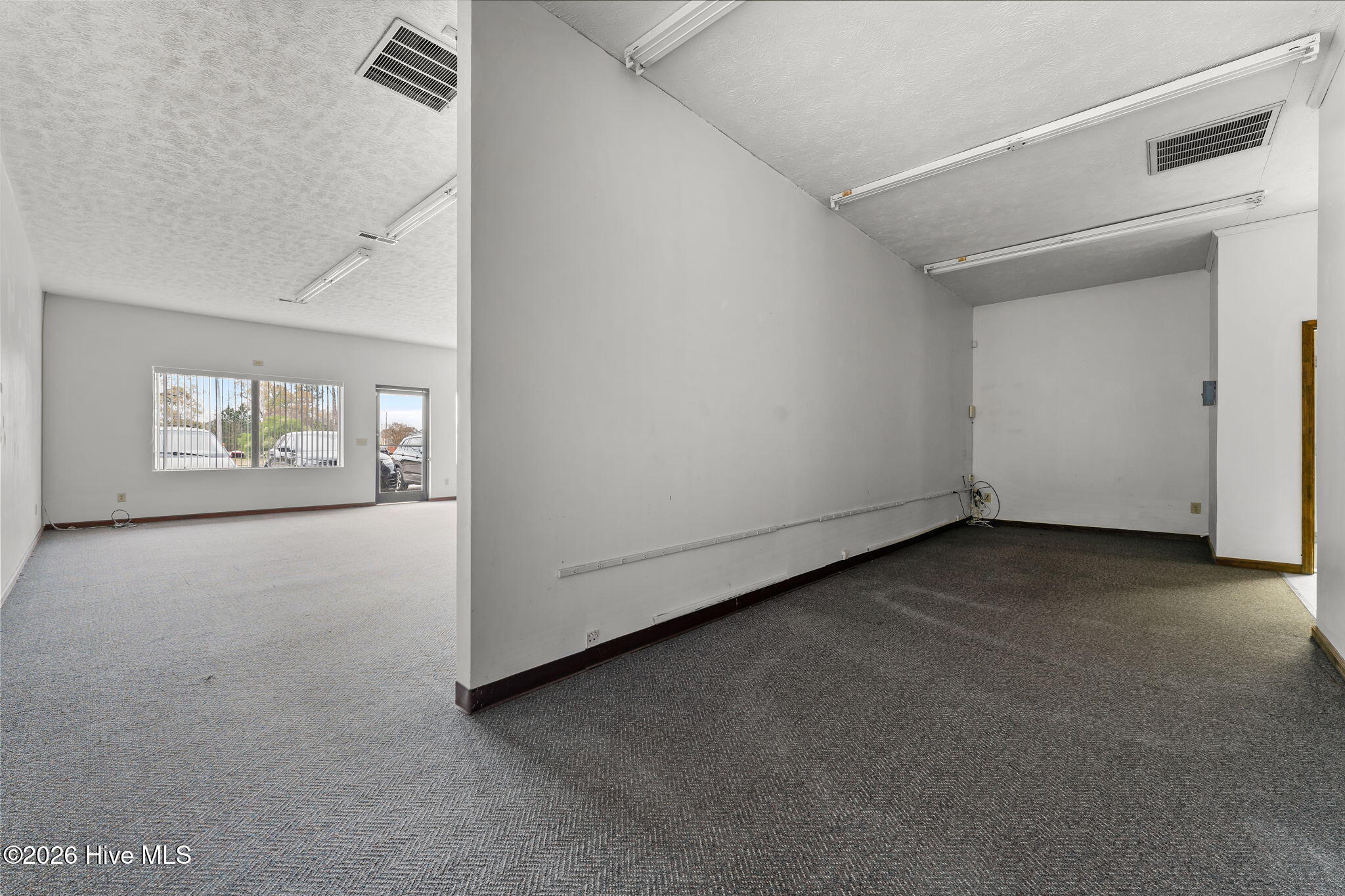 402-406b Harris Avenue Property Photo 44