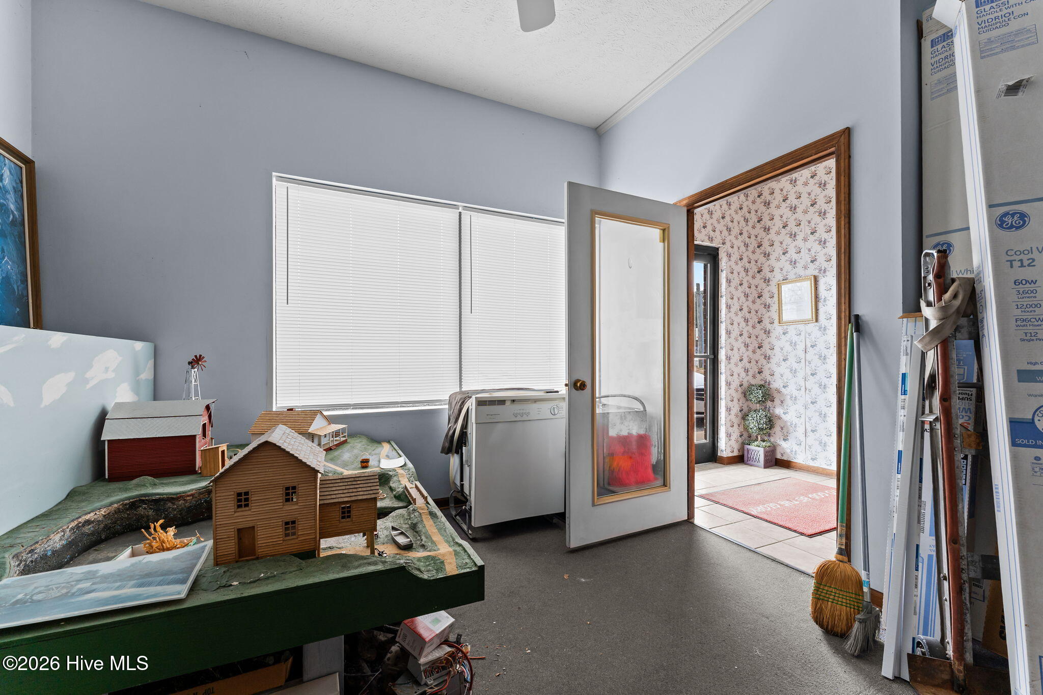 402-406b Harris Avenue Property Photo 48