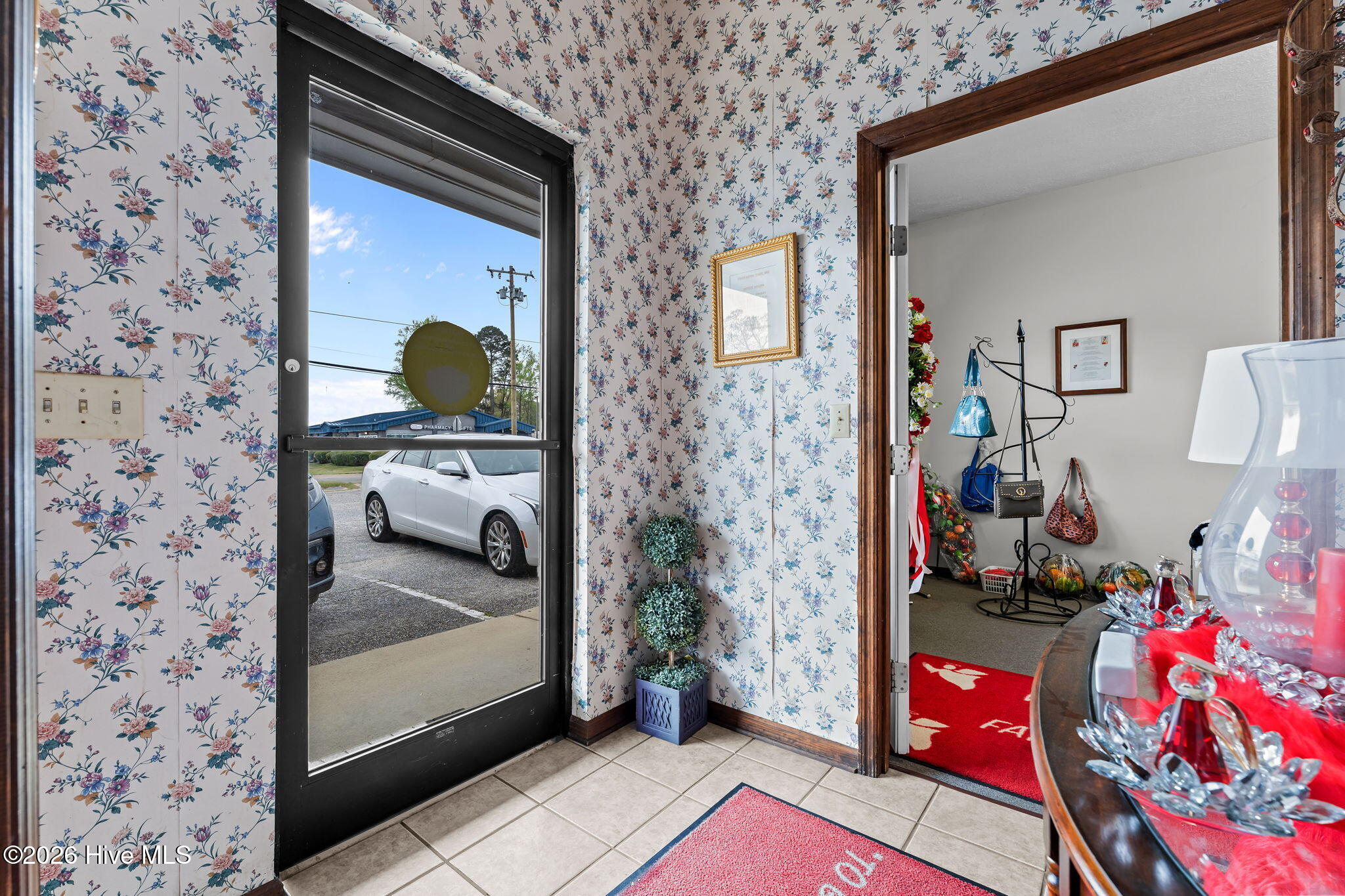 402-406b Harris Avenue Property Photo 49