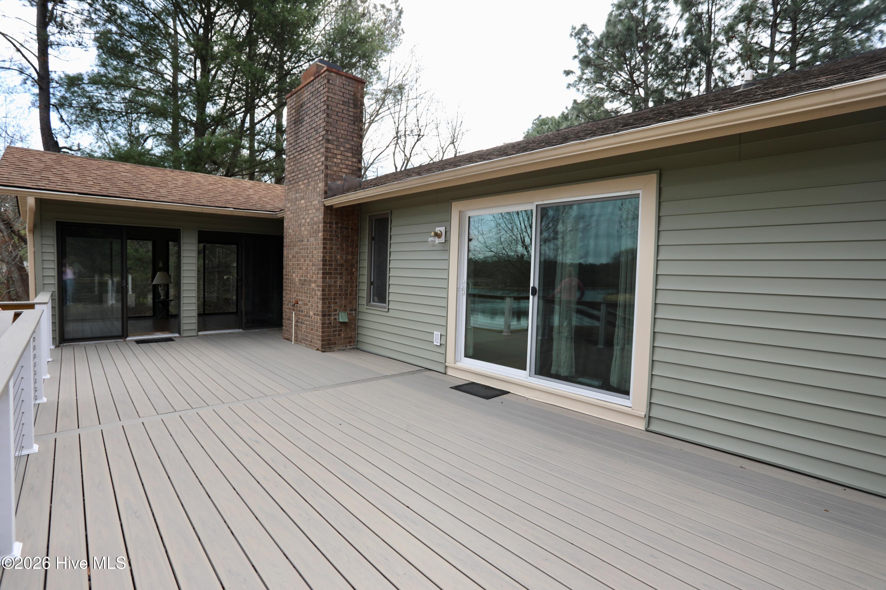 116 Shagbark Court Property Photo 8