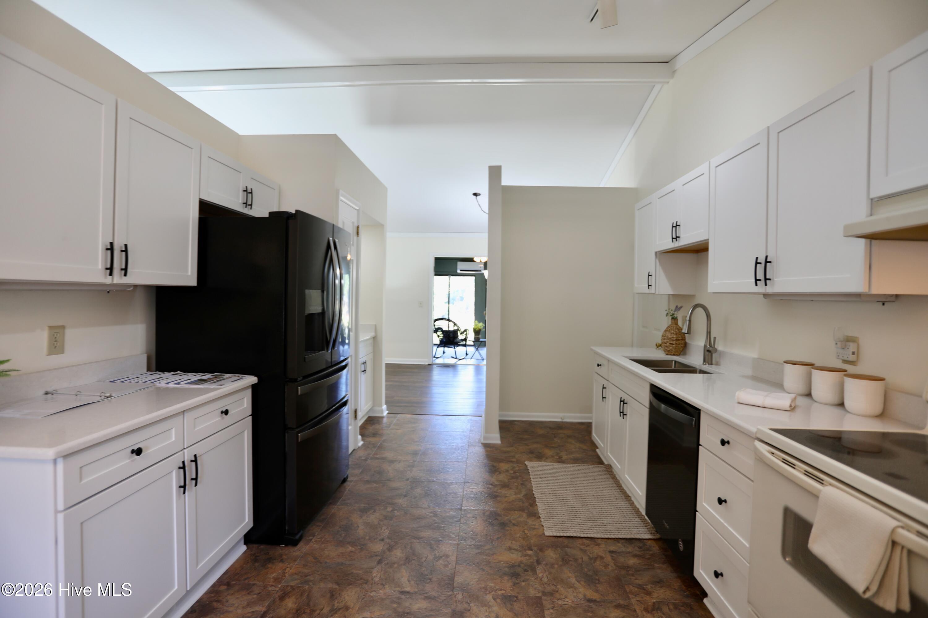 116 Shagbark Court Property Photo 38