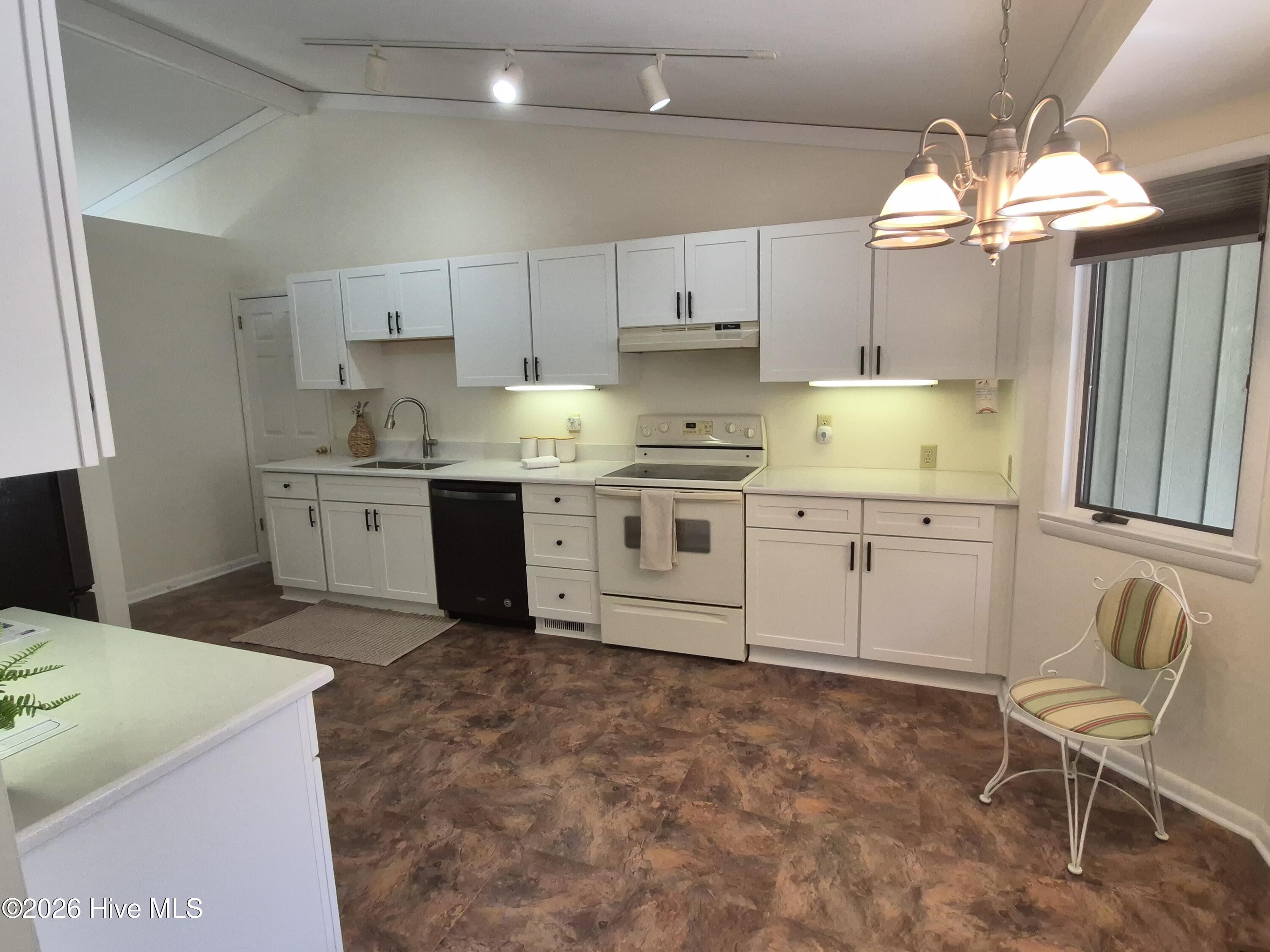 116 Shagbark Court Property Photo 42