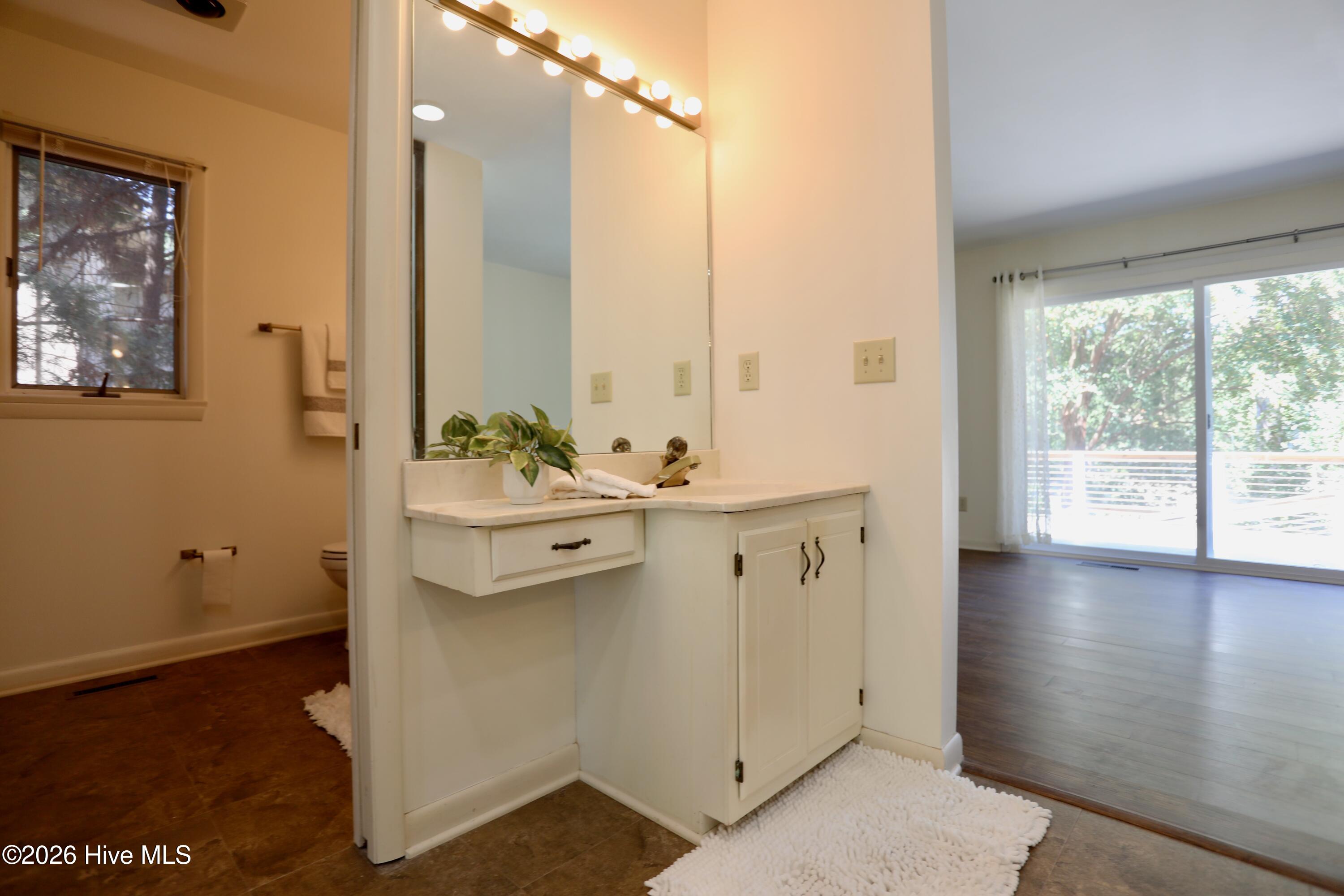 116 Shagbark Court Property Photo 64