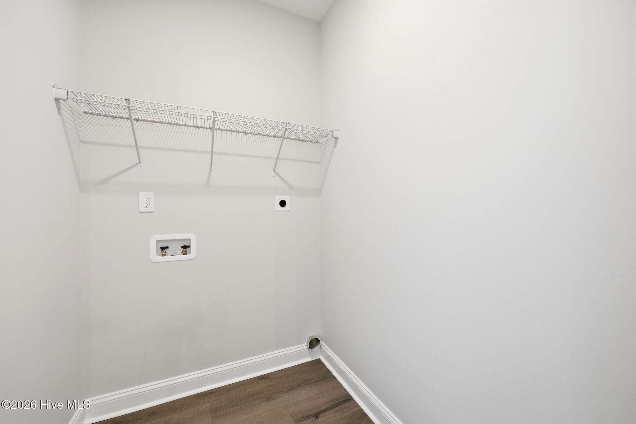2410 Great Laurel Court Property Photo 13