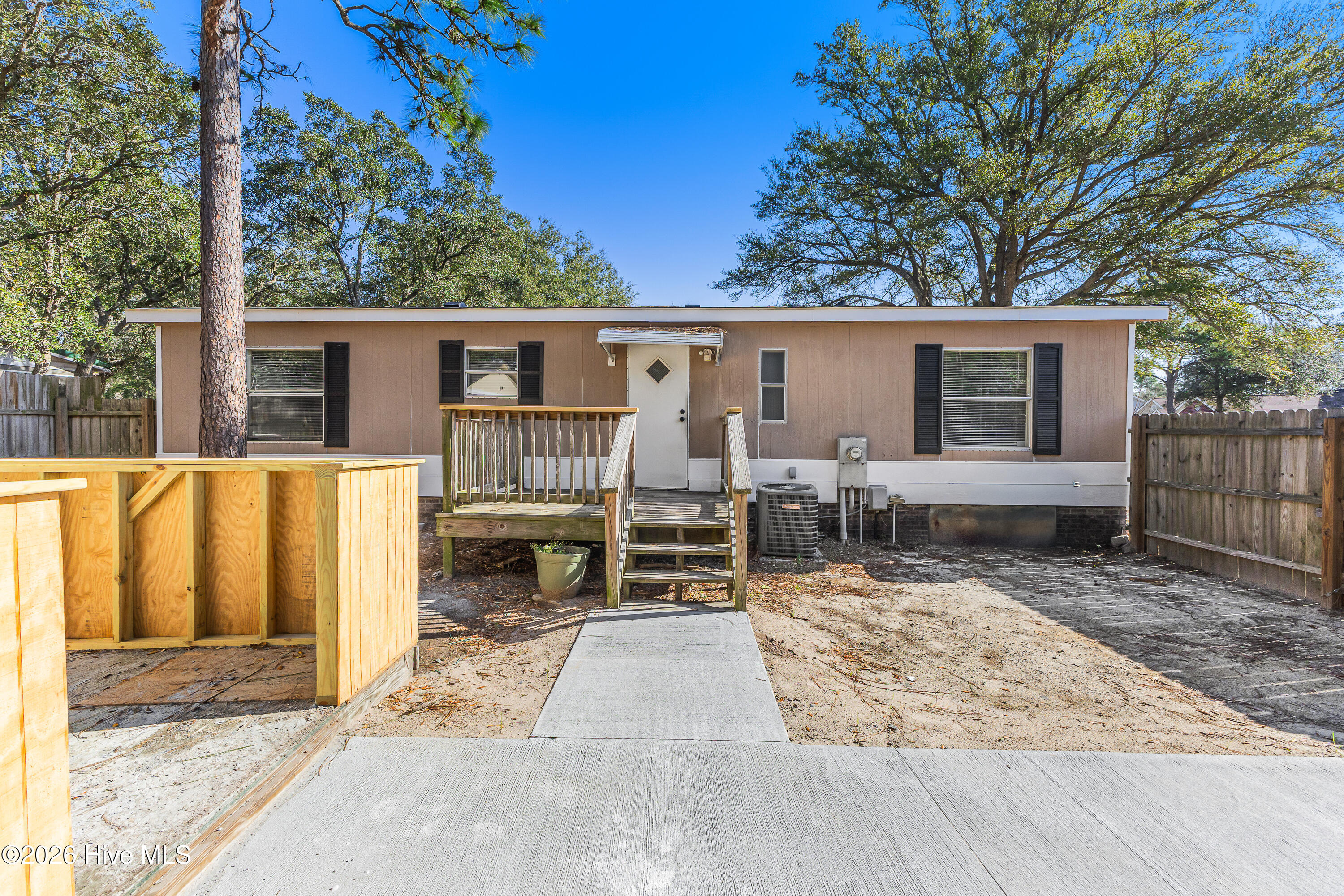 4690 Port Loop Road Se Property Photo 4