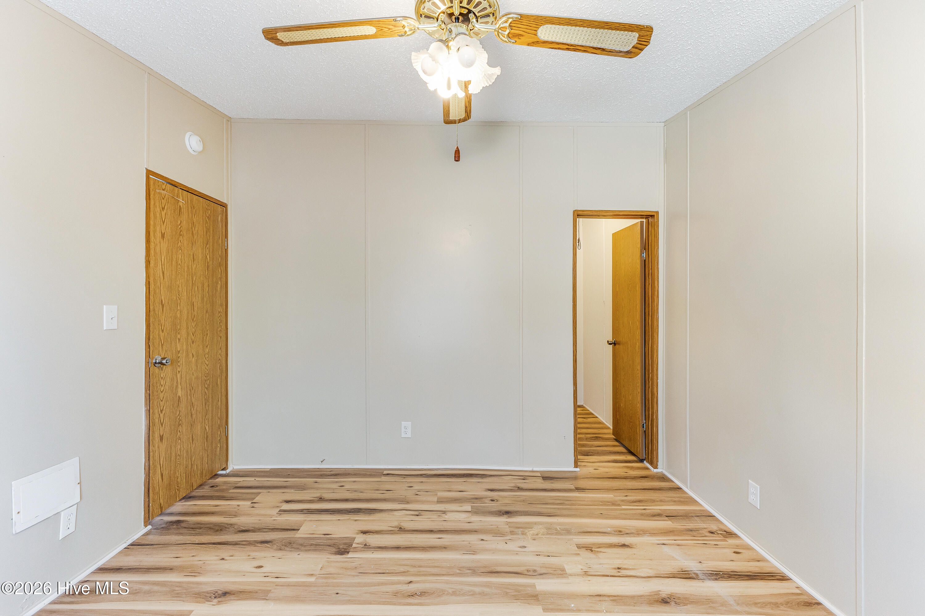 4690 Port Loop Road Se Property Photo 10