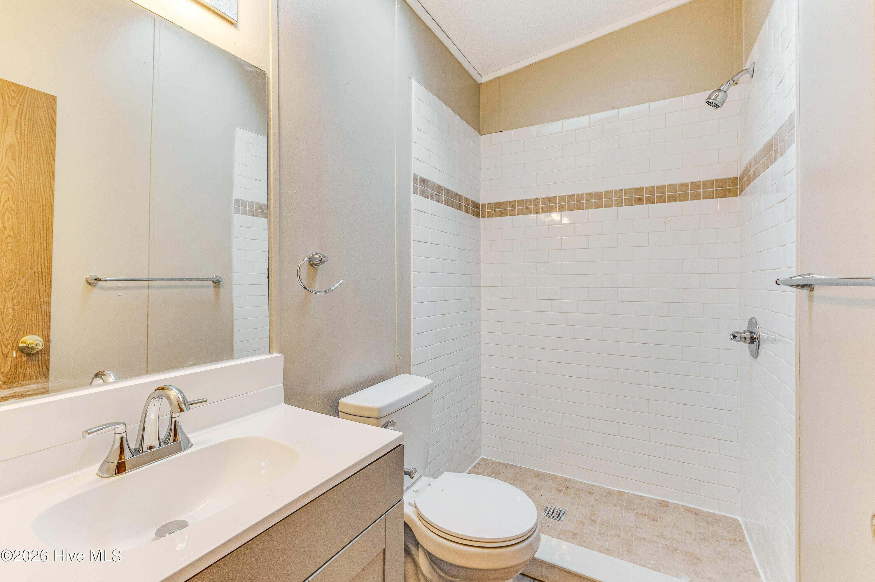 4690 Port Loop Road Se Property Photo 12