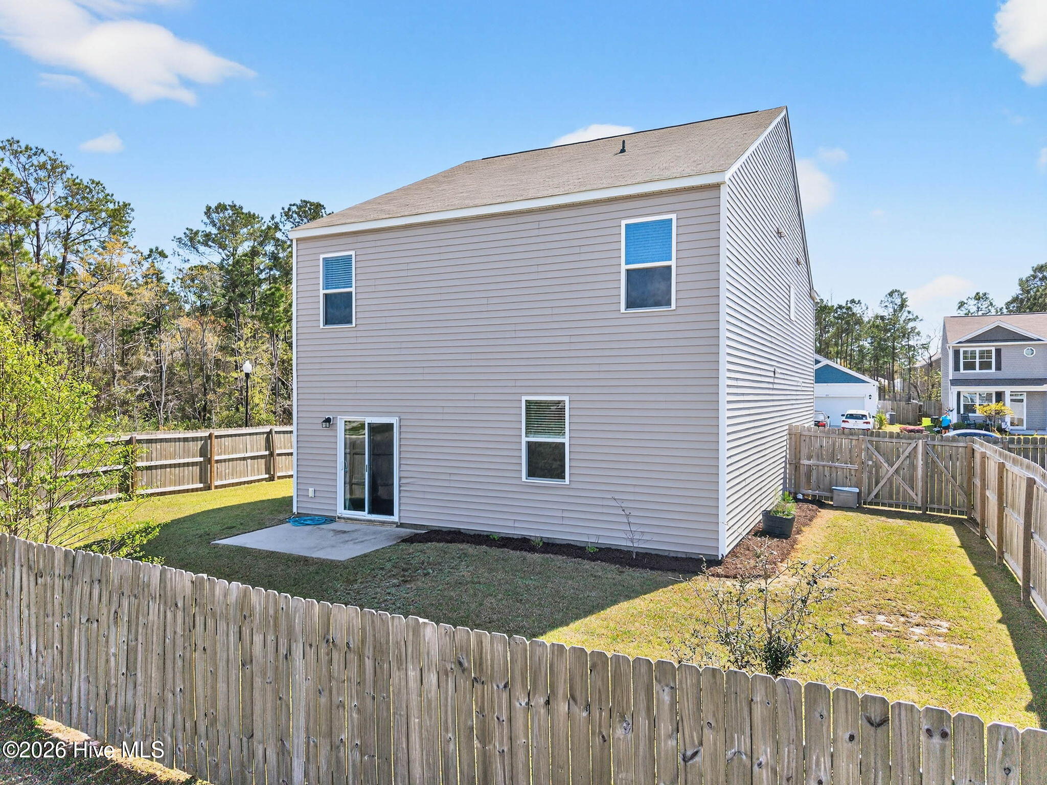 1573 Murre Court Se Property Photo 6