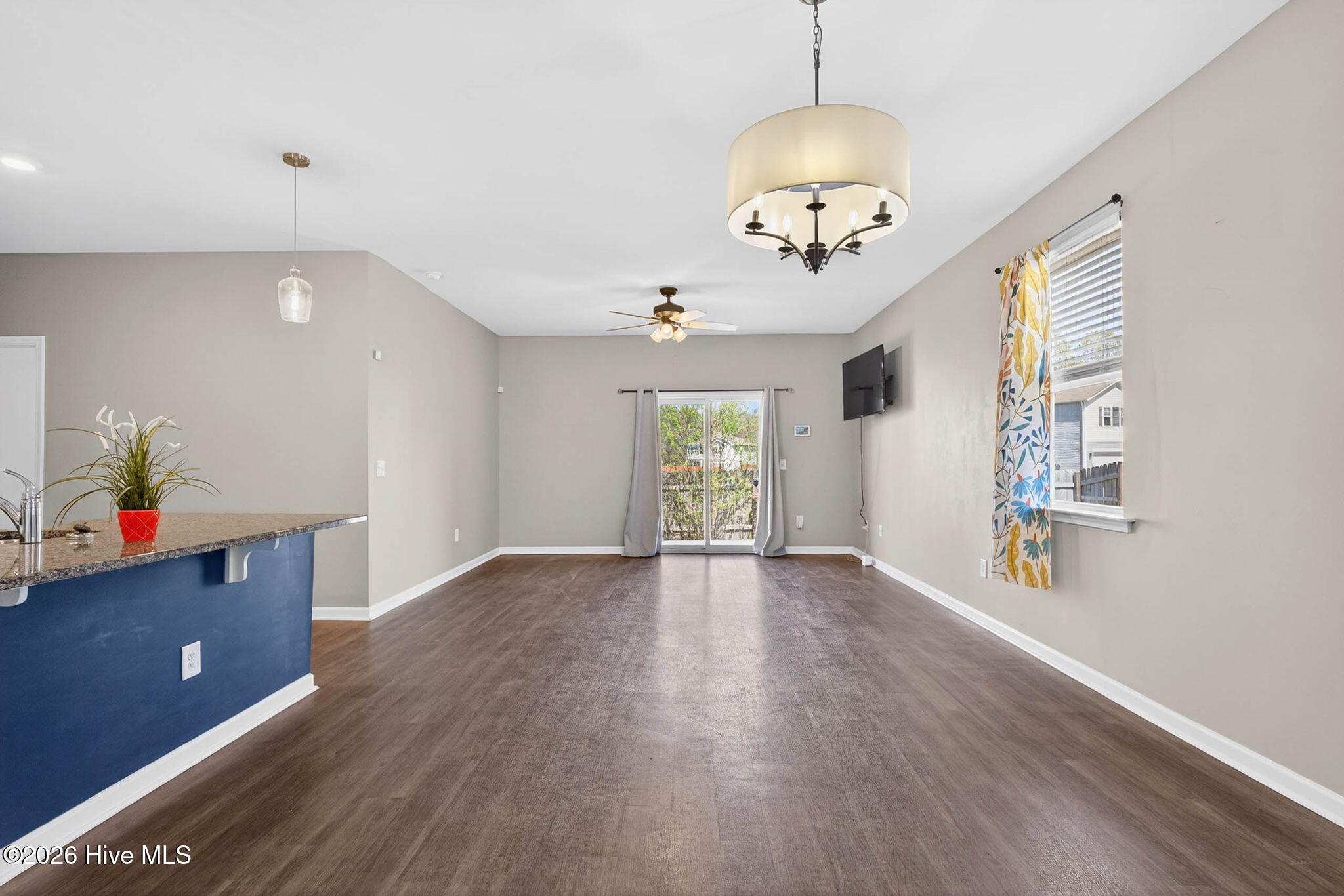 1573 Murre Court Se Property Photo 13
