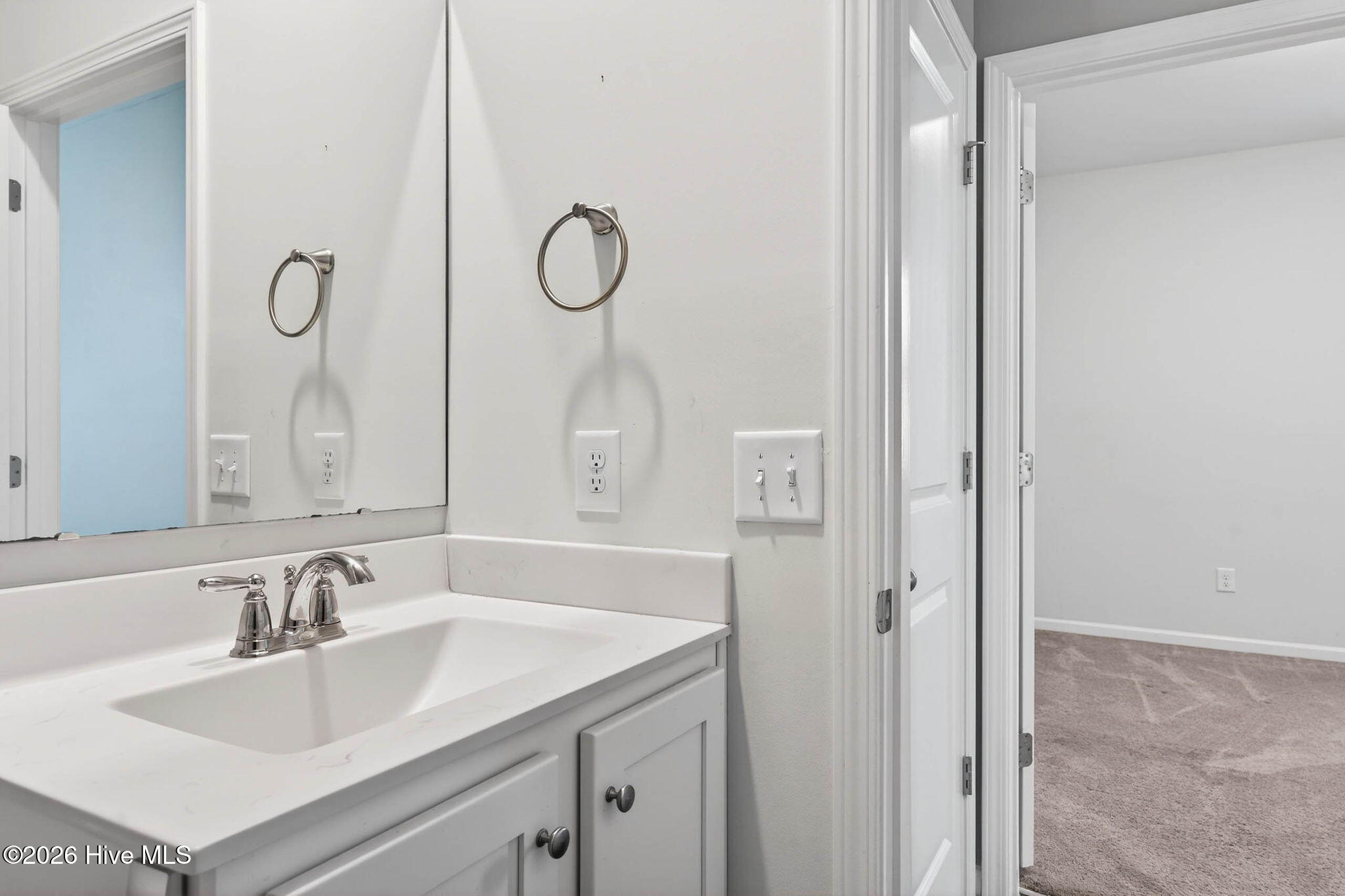 1573 Murre Court Se Property Photo 23