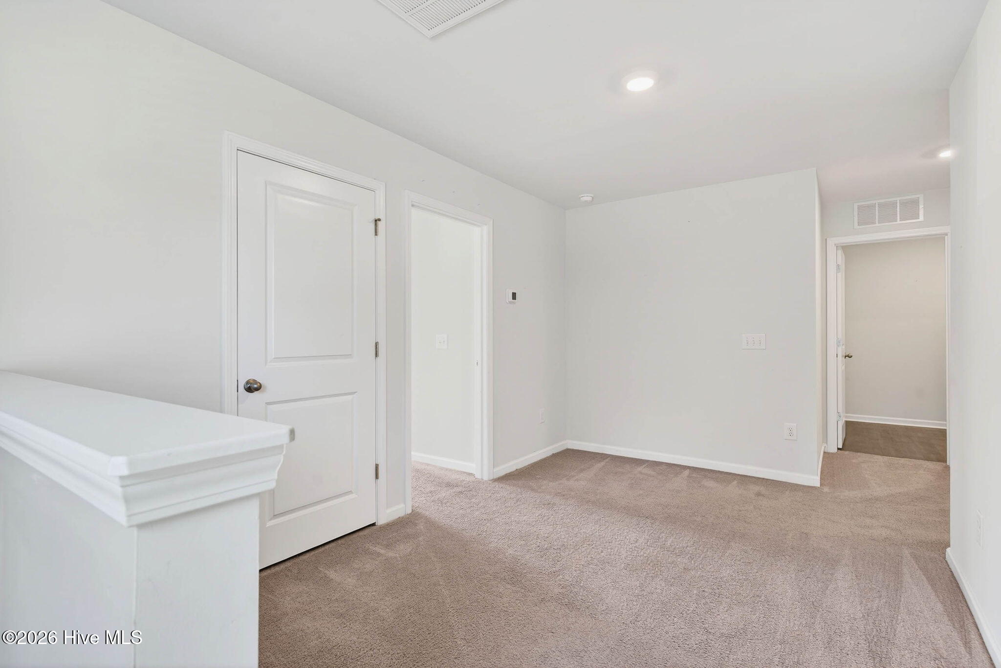 1573 Murre Court Se Property Photo 24