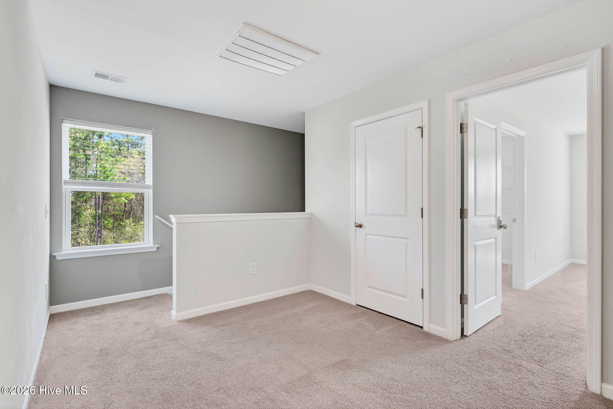 1573 Murre Court Se Property Photo 25