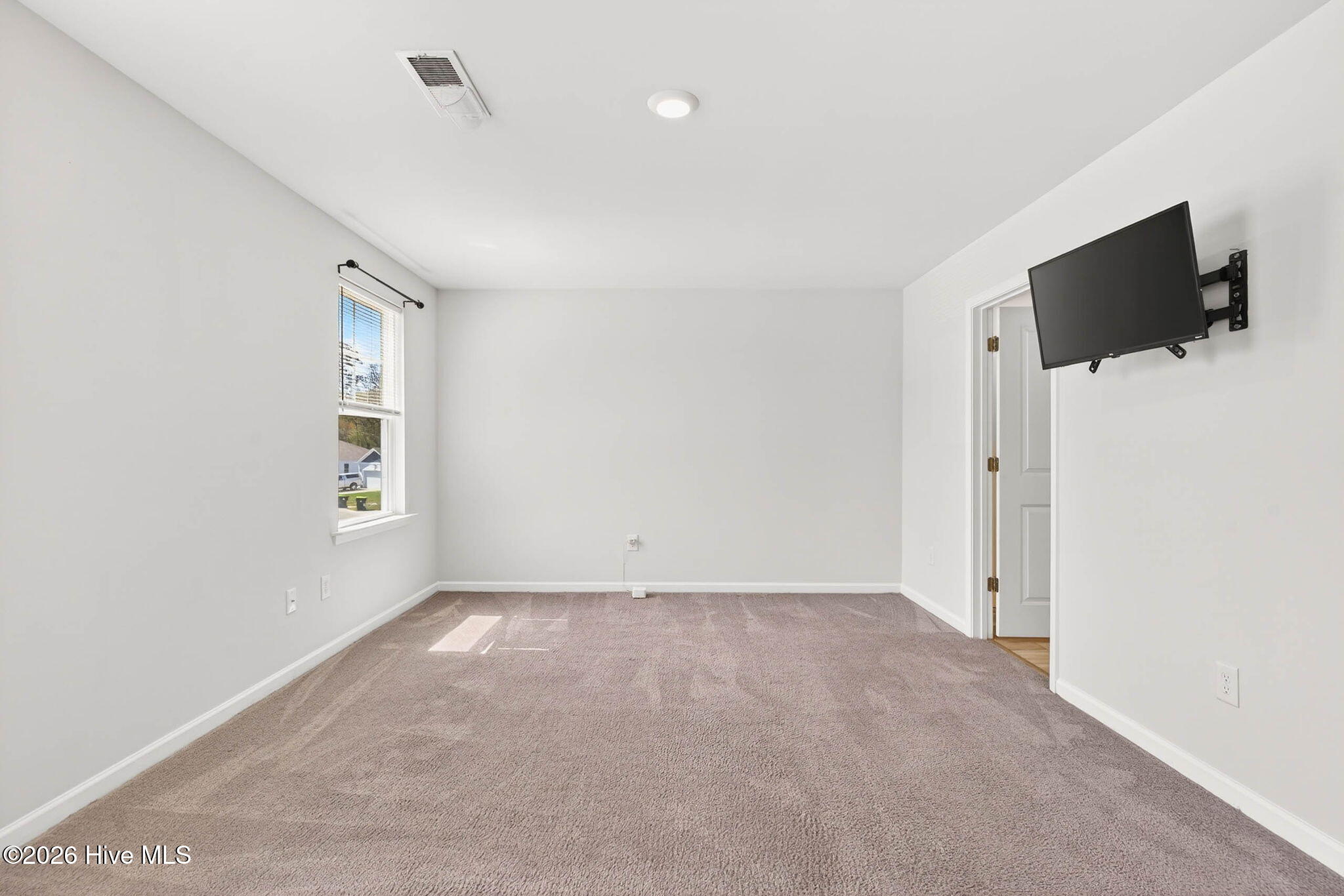 1573 Murre Court Se Property Photo 26