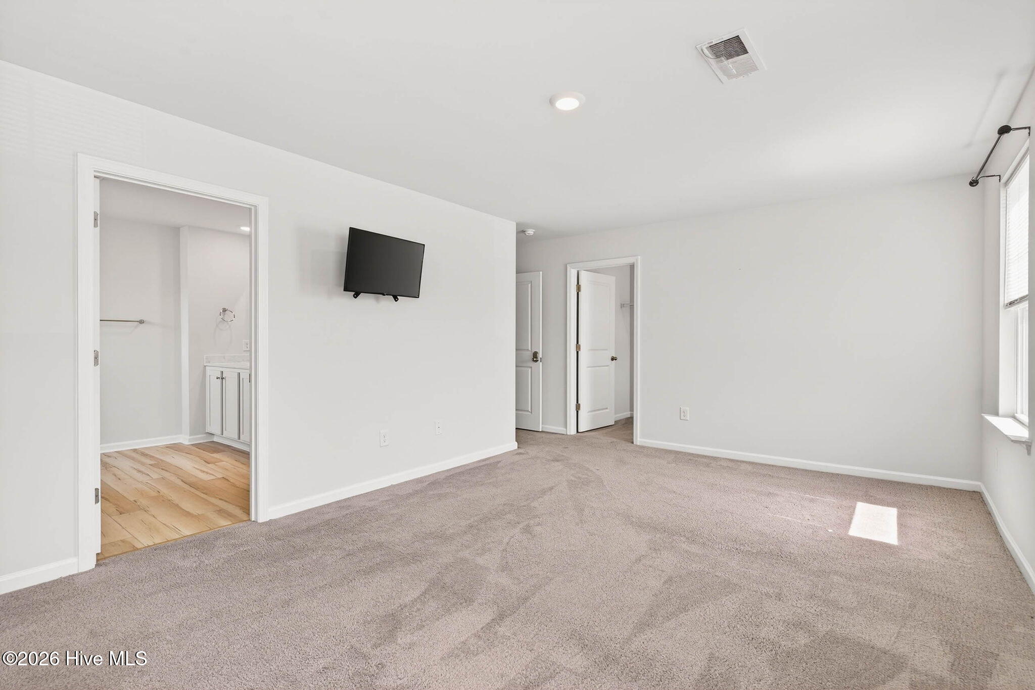1573 Murre Court Se Property Photo 27