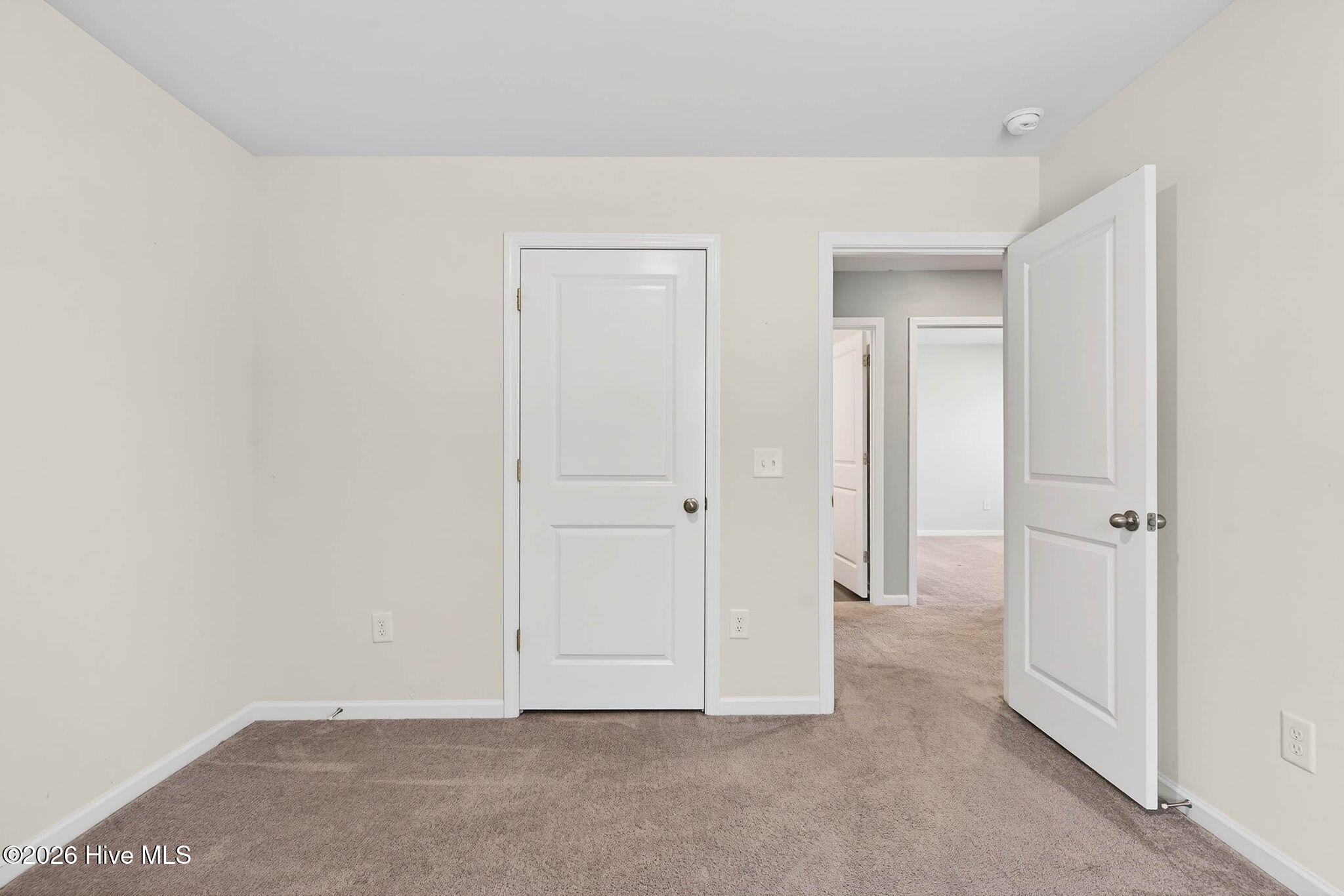1573 Murre Court Se Property Photo 36