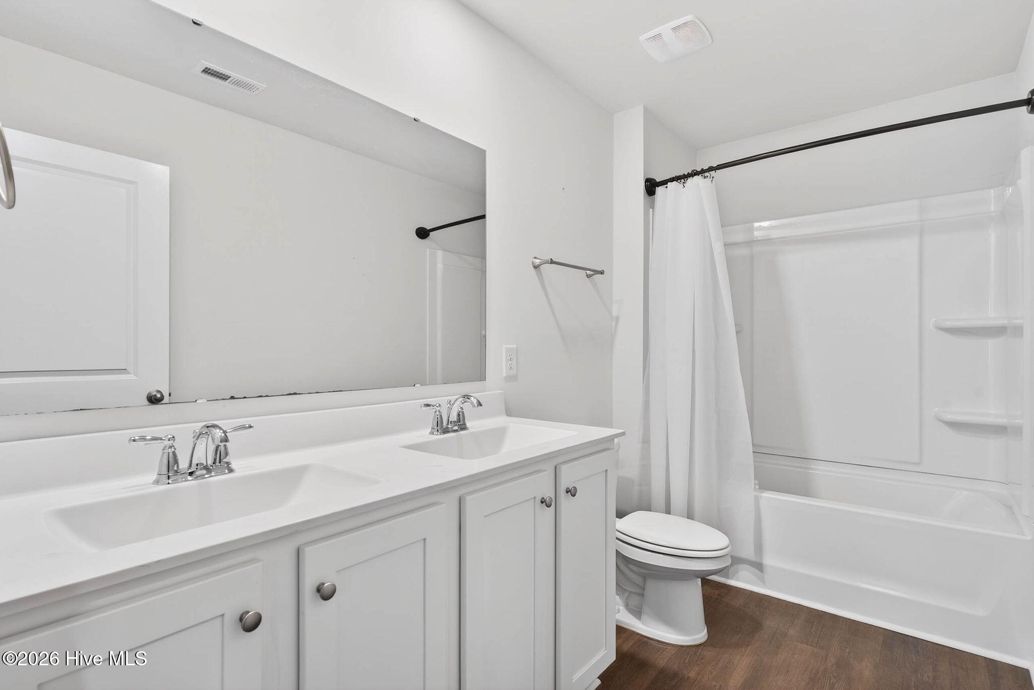 1573 Murre Court Se Property Photo 38