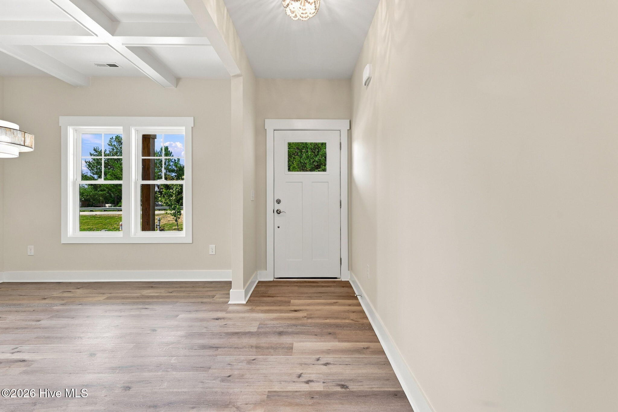 452 James Street Property Photo 6