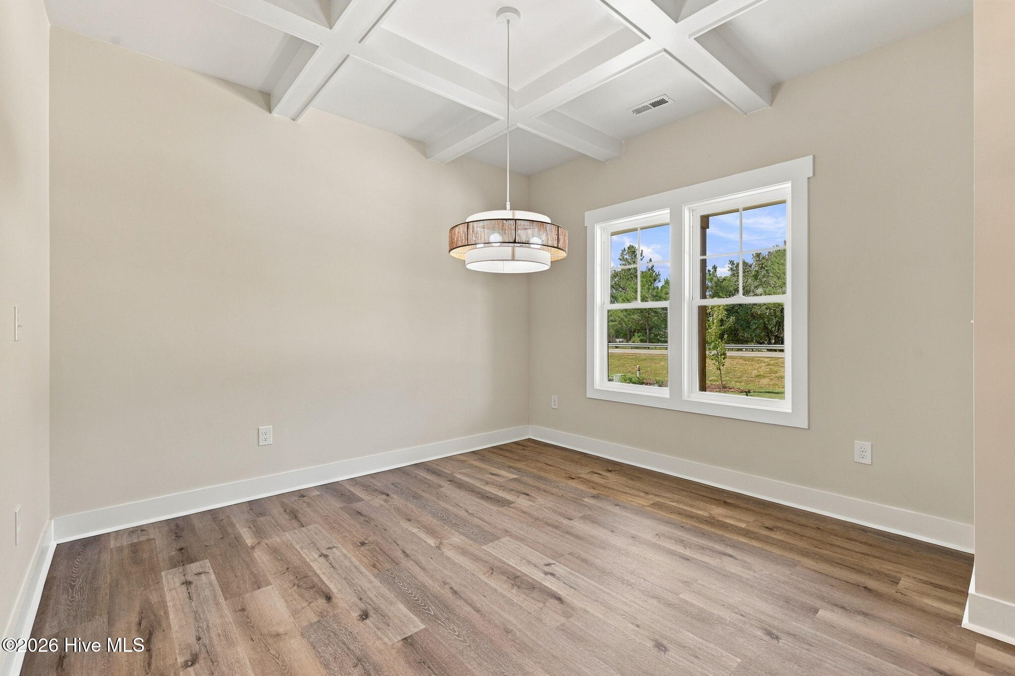 452 James Street Property Photo 8