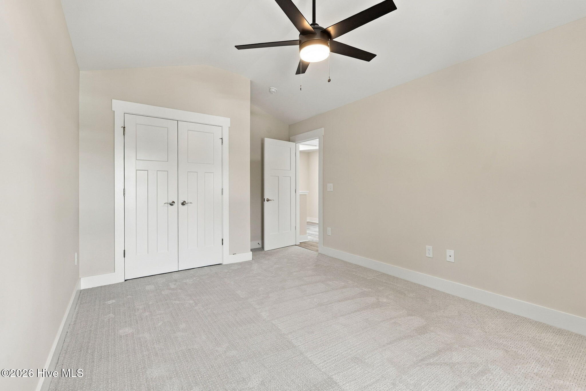 452 James Street Property Photo 21