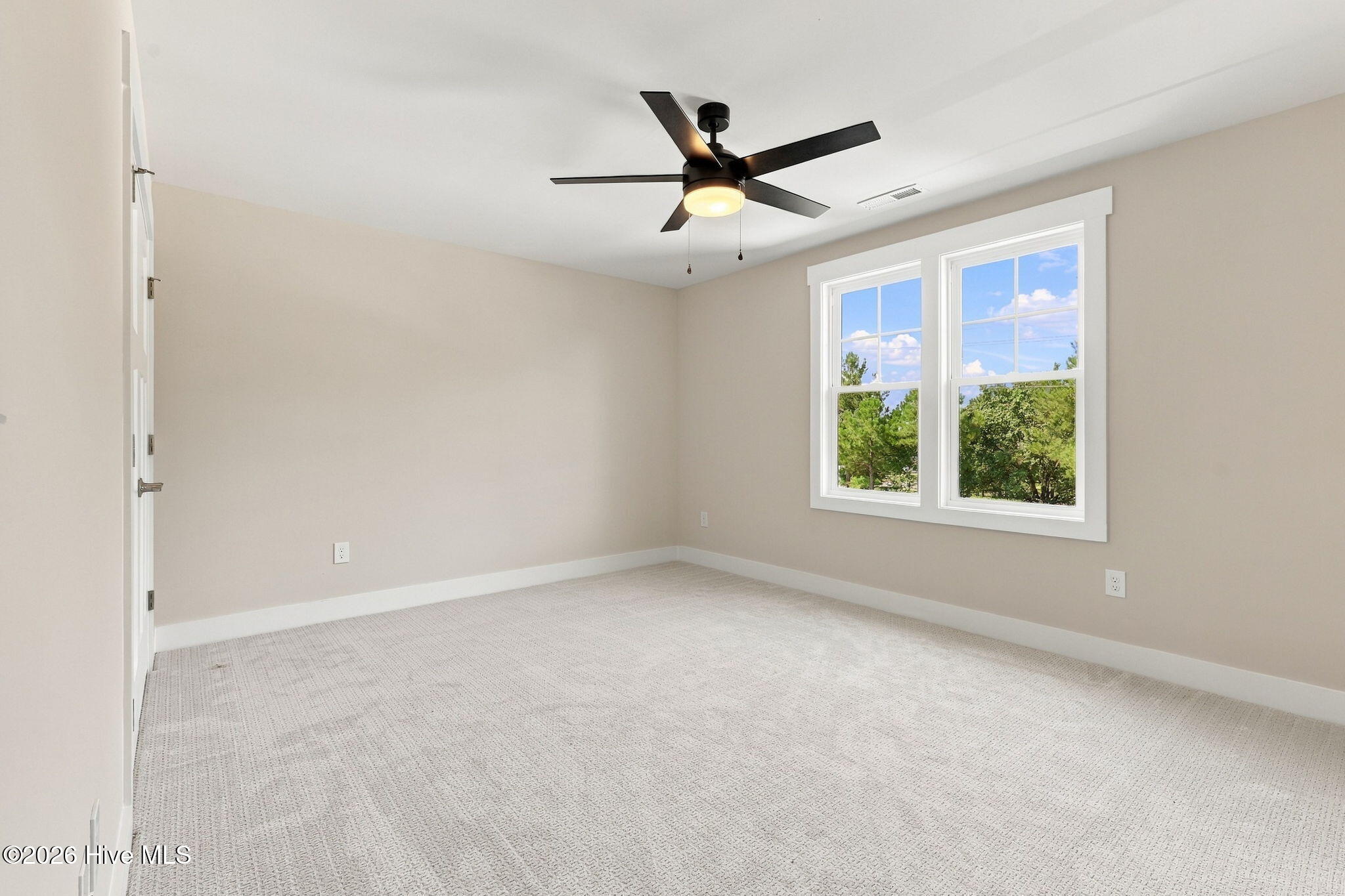 452 James Street Property Photo 26