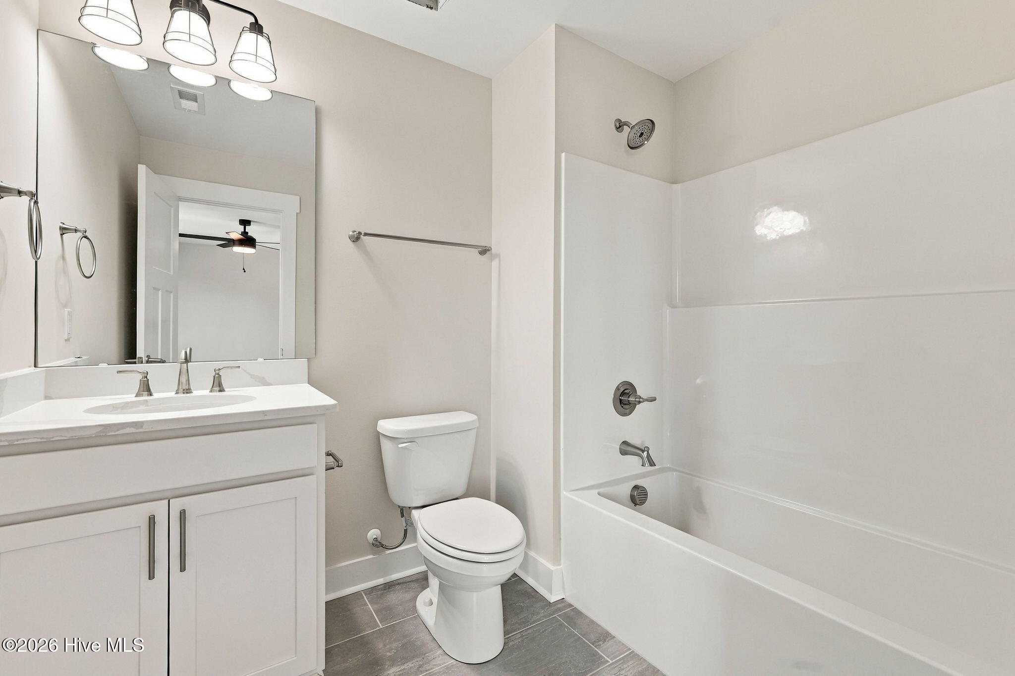 452 James Street Property Photo 28