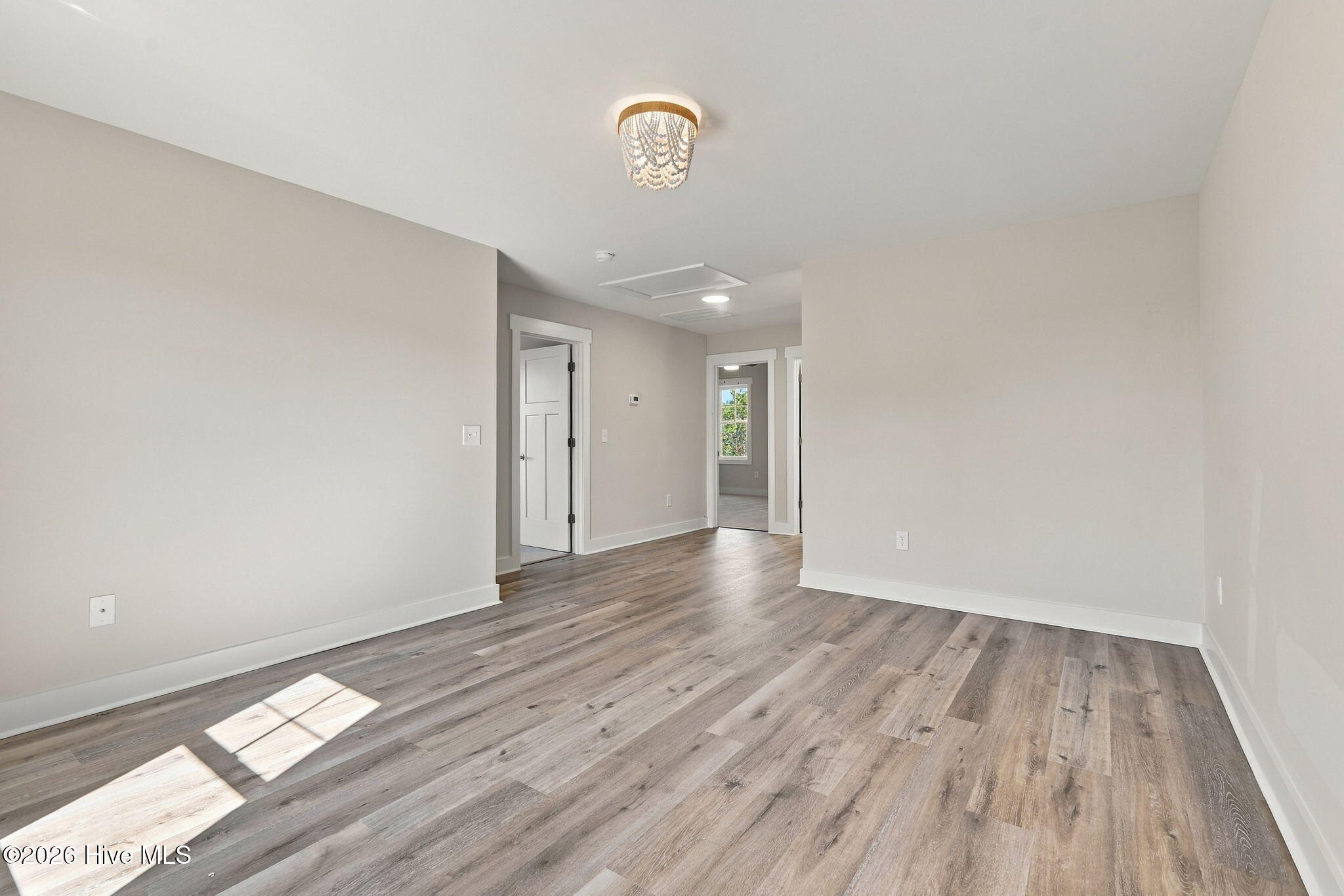 452 James Street Property Photo 30