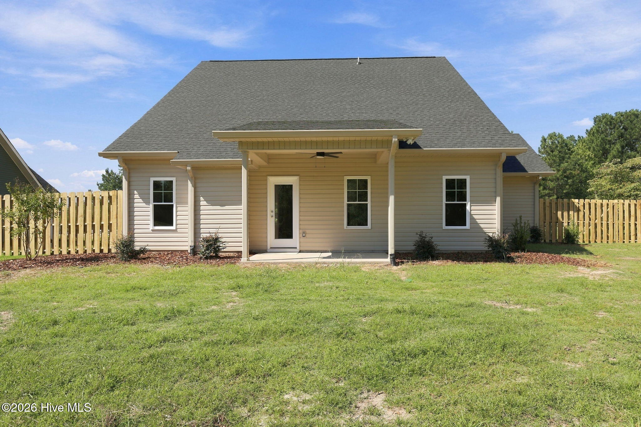 452 James Street Property Photo 39