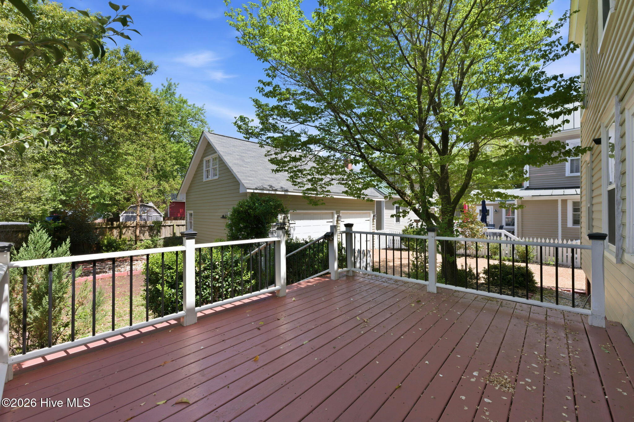 804 Pollock Street Property Photo 43