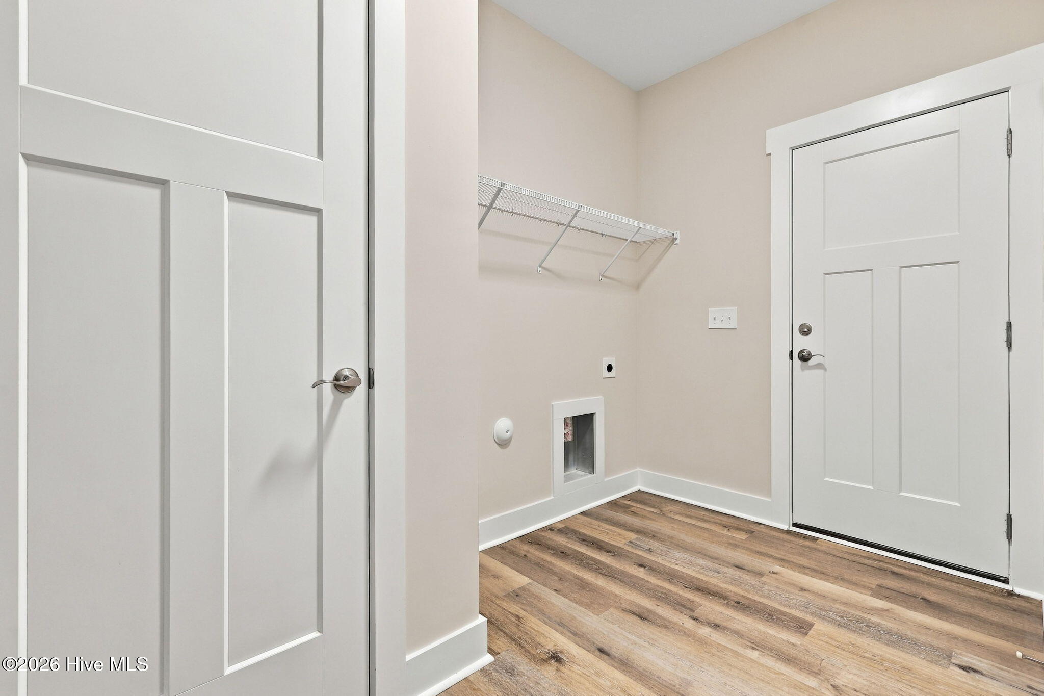 454 James Street Property Photo 16