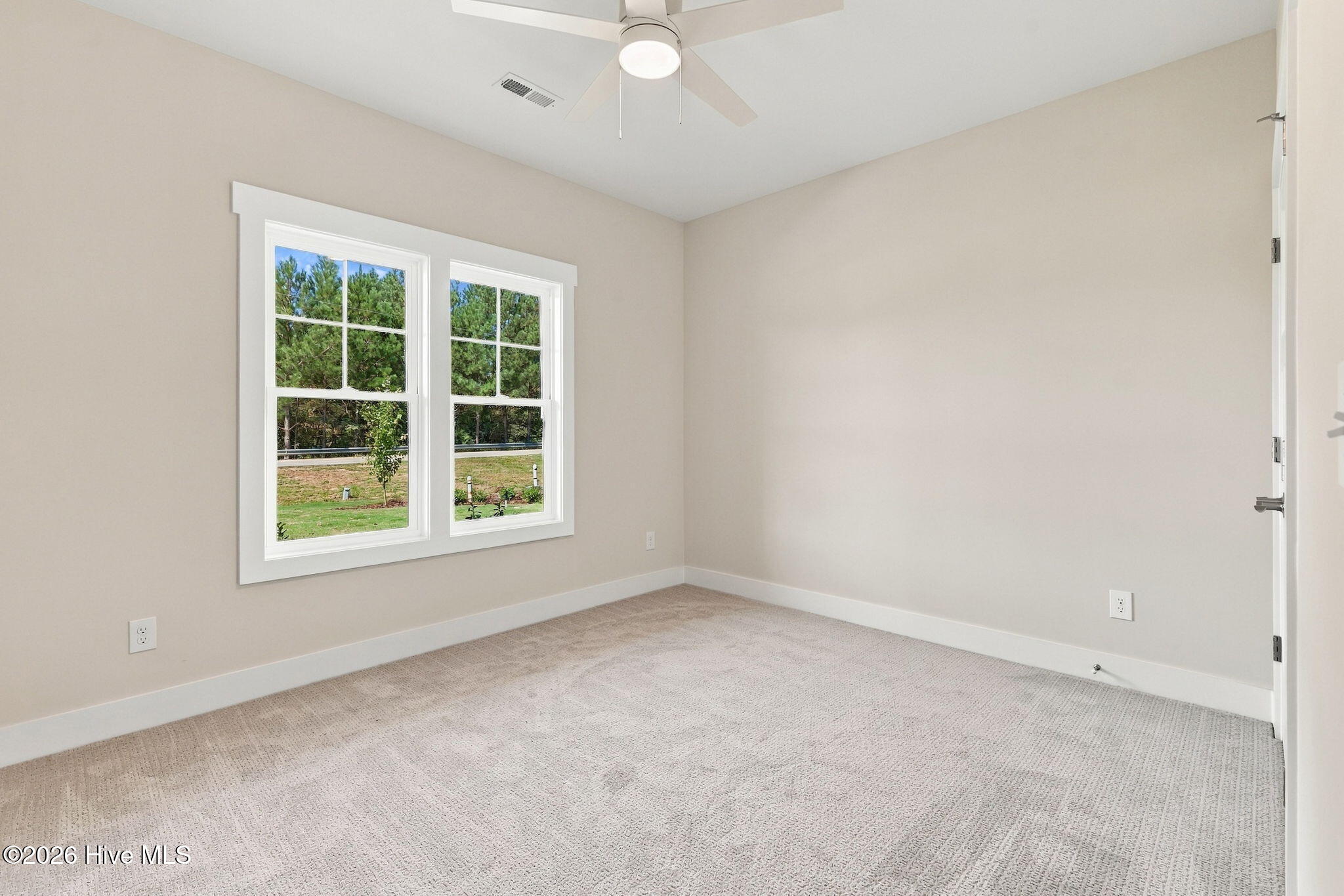 454 James Street Property Photo 20