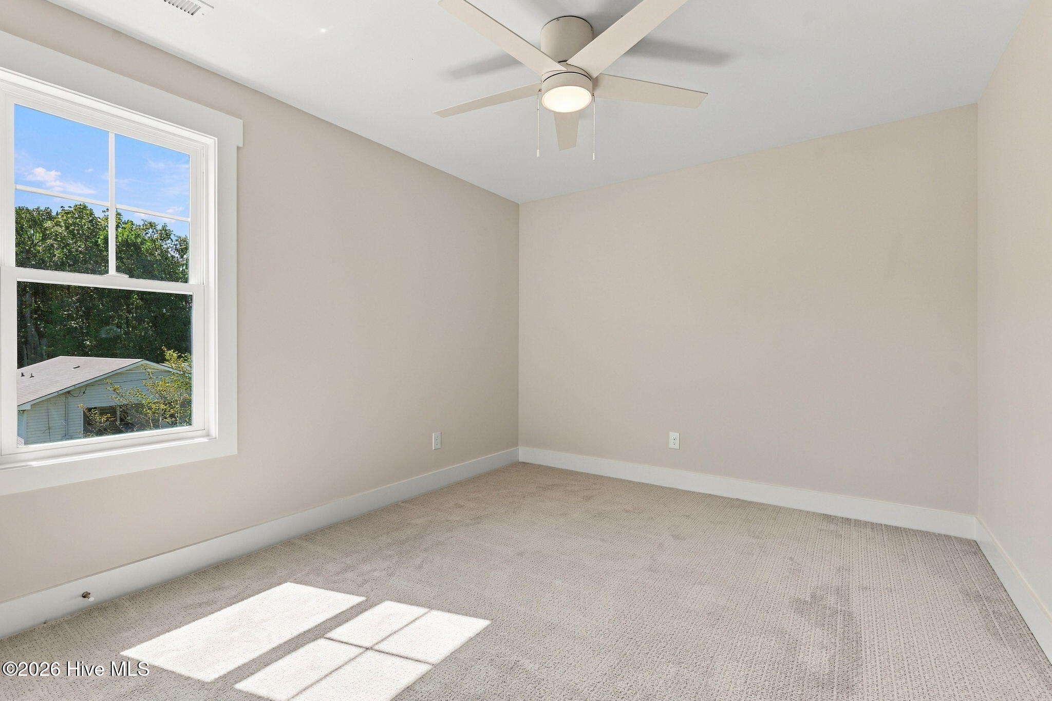 454 James Street Property Photo 24