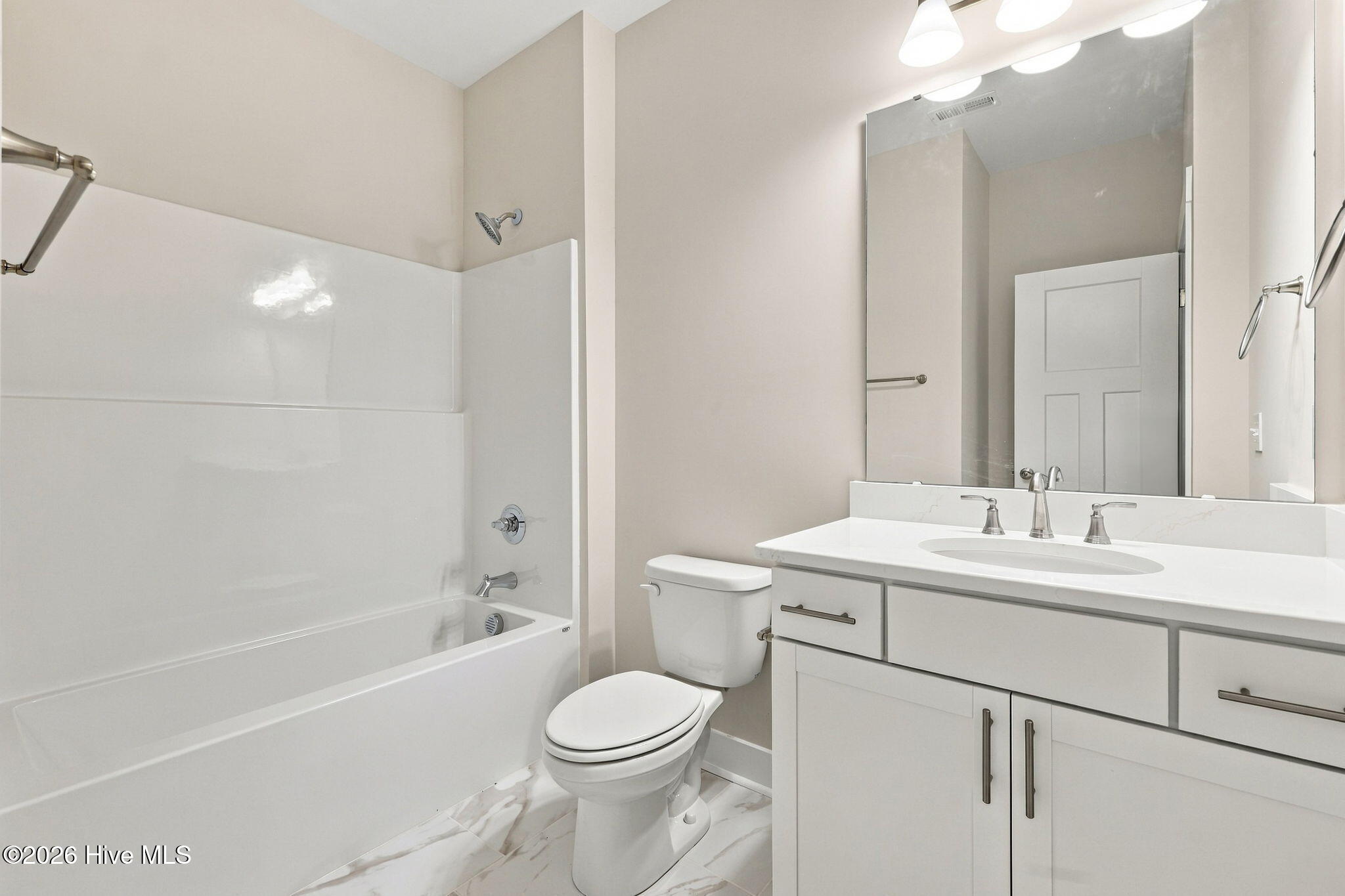 454 James Street Property Photo 27