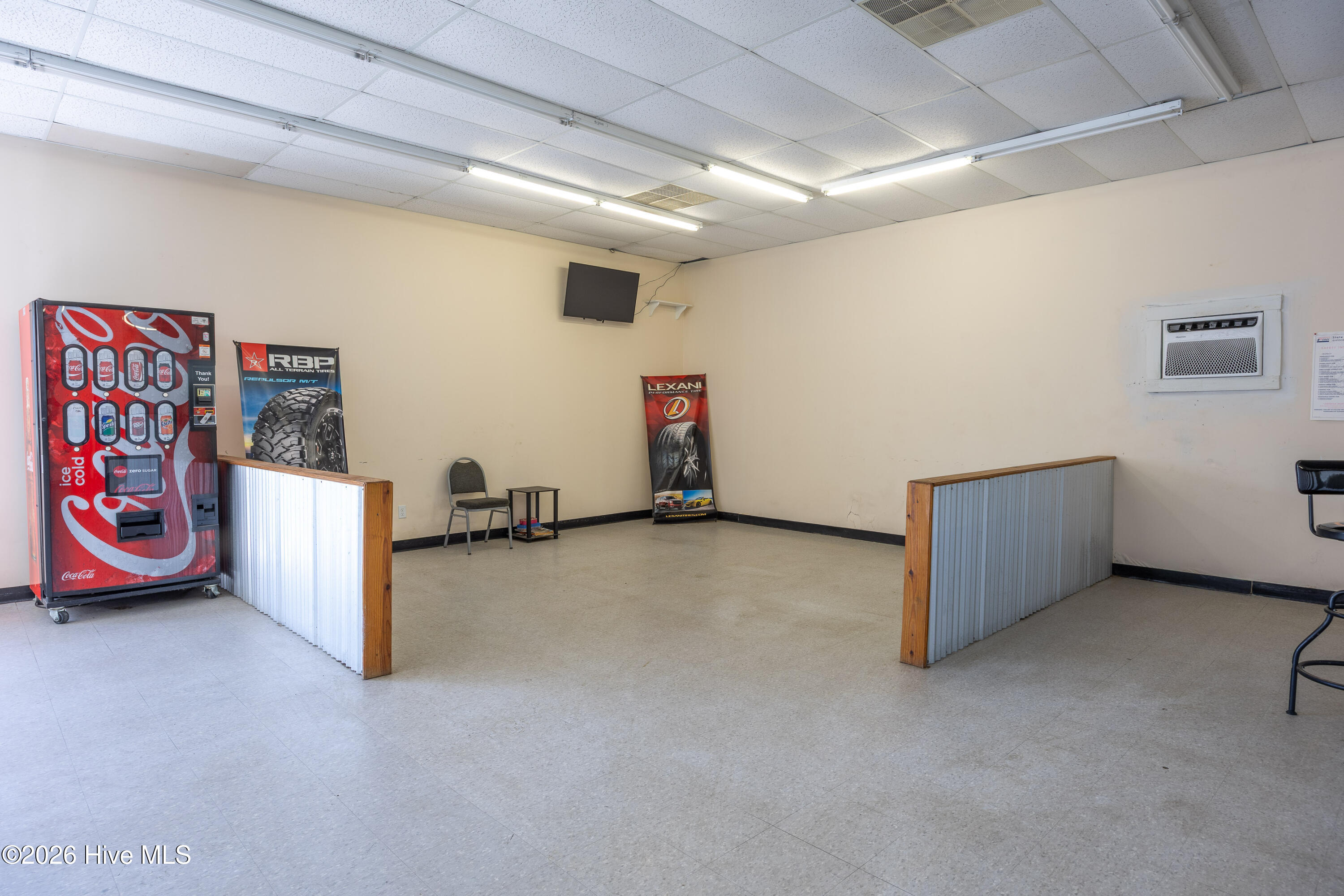 24 S Ingold Avenue Property Photo 13