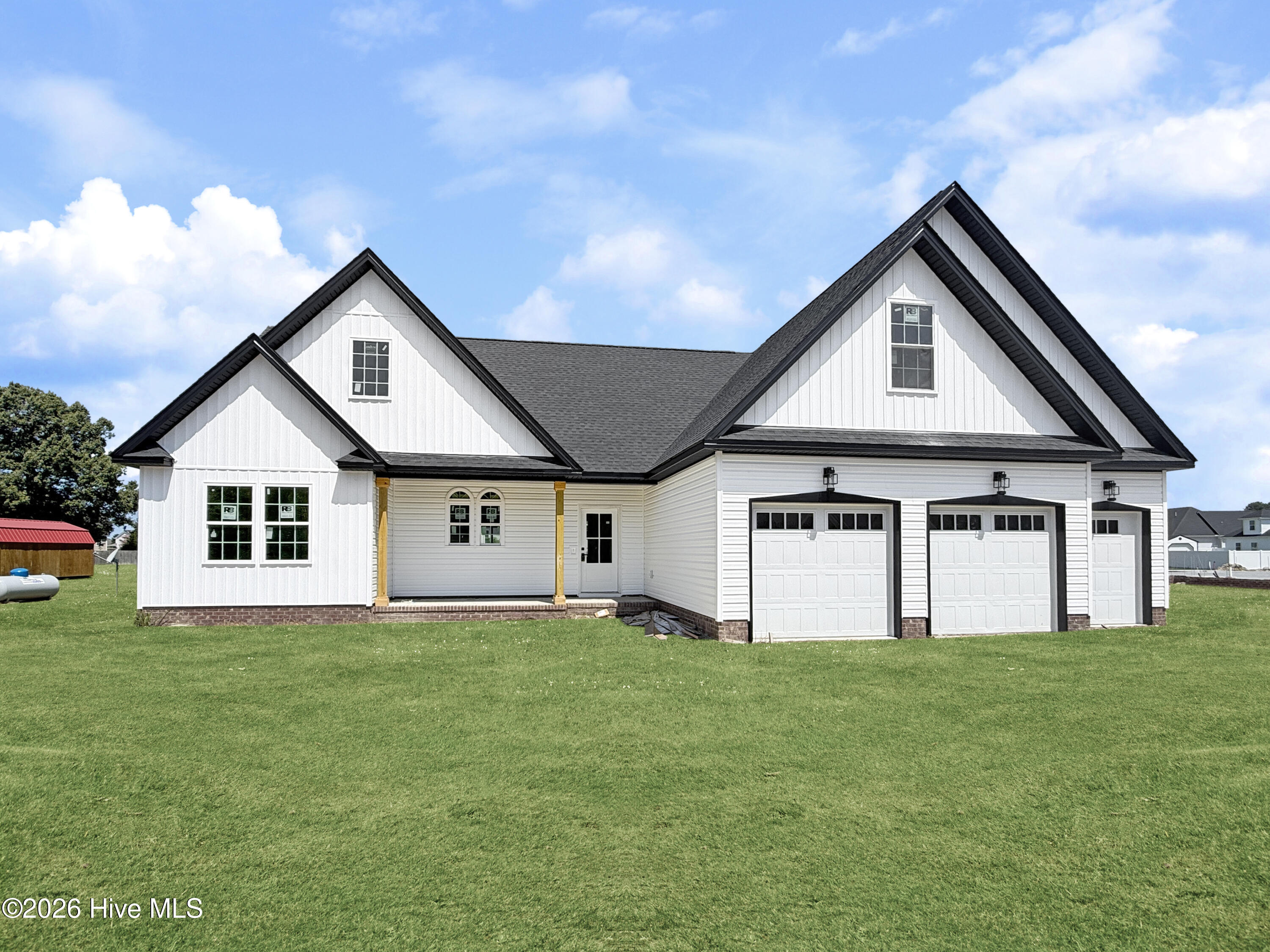 116 Grandview Drive Property Photo 1