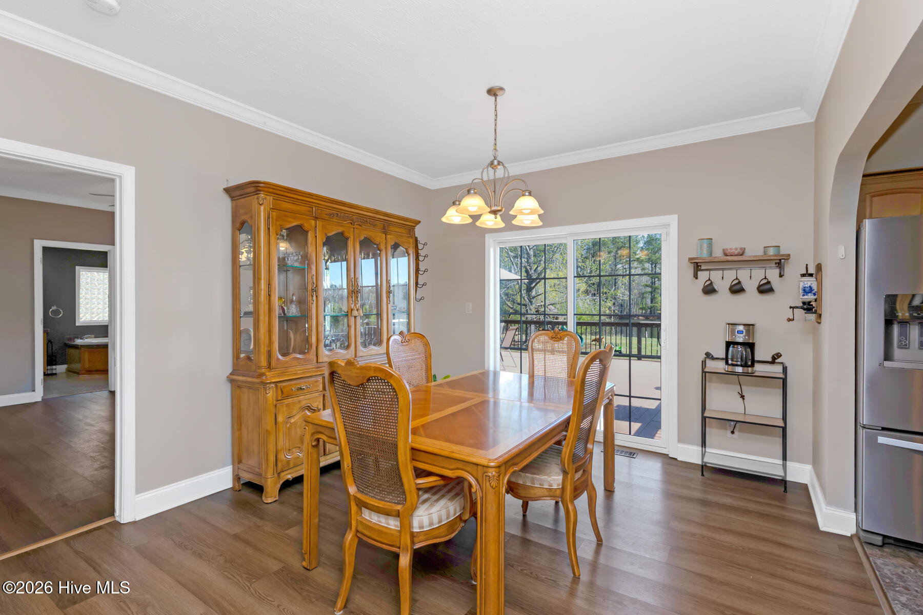 4609 Lobelia Road Property Photo 4