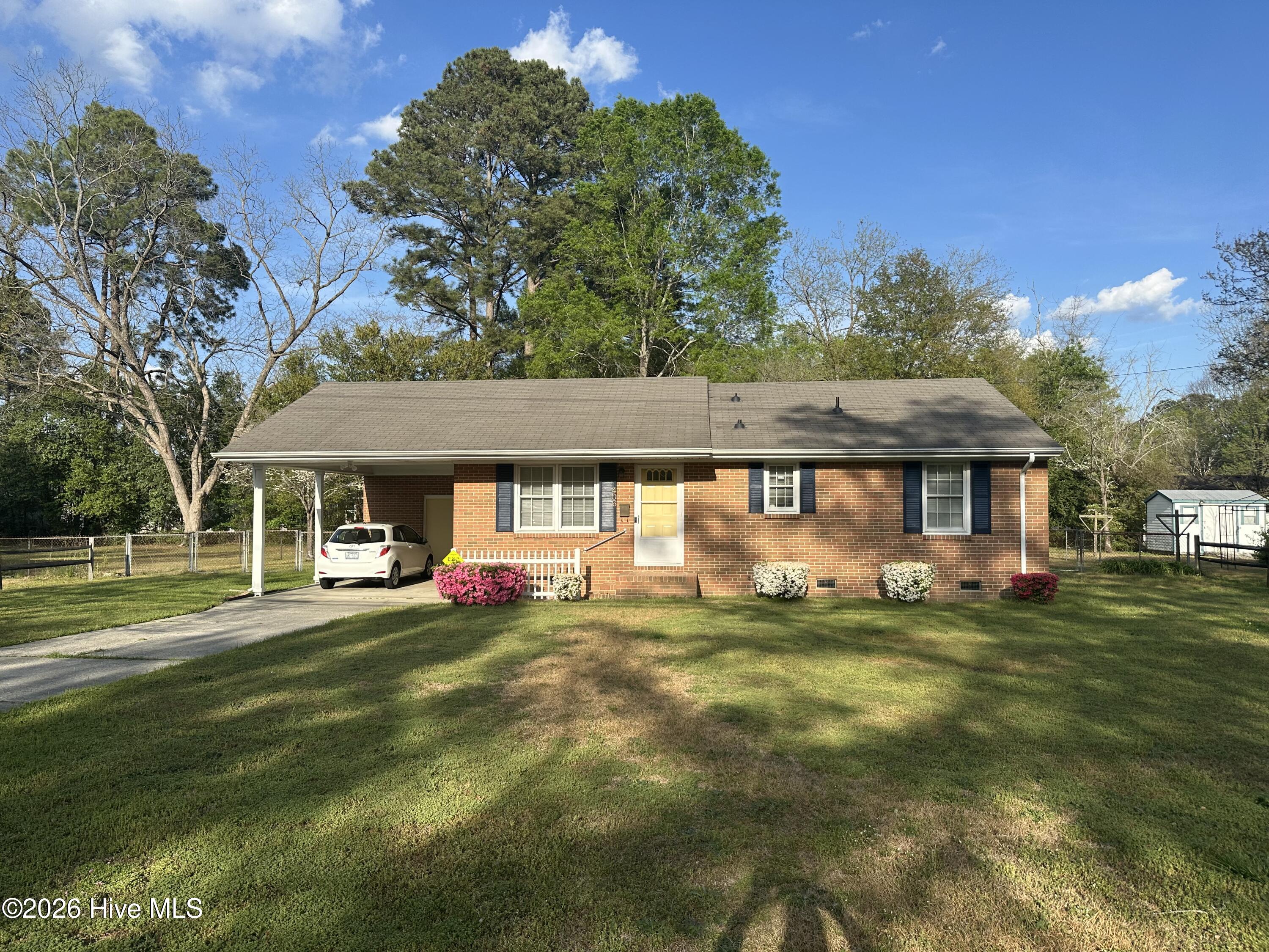 406 Johns Road Property Photo 1