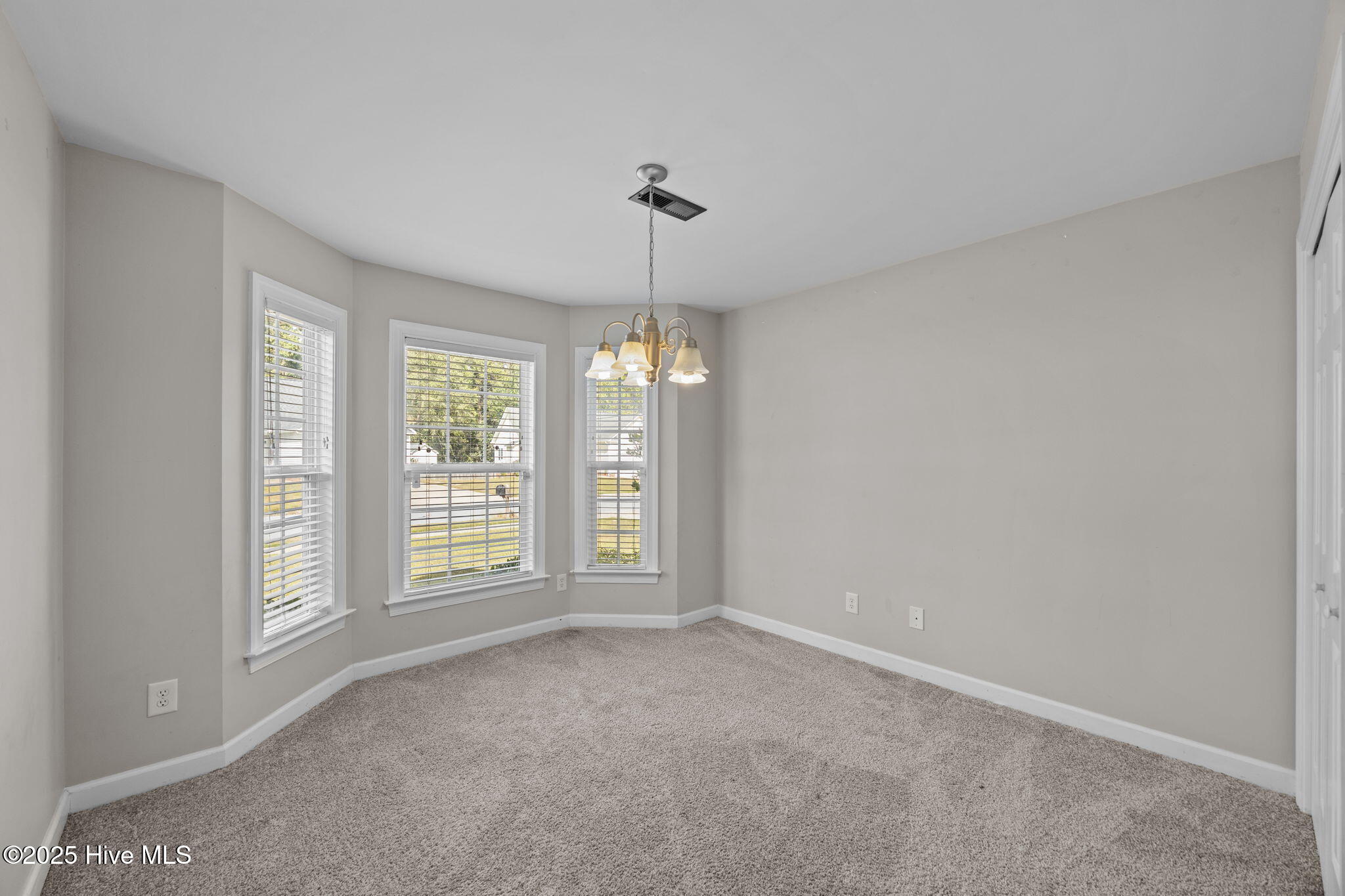 1013 Bristolmoor Drive Property Photo 9