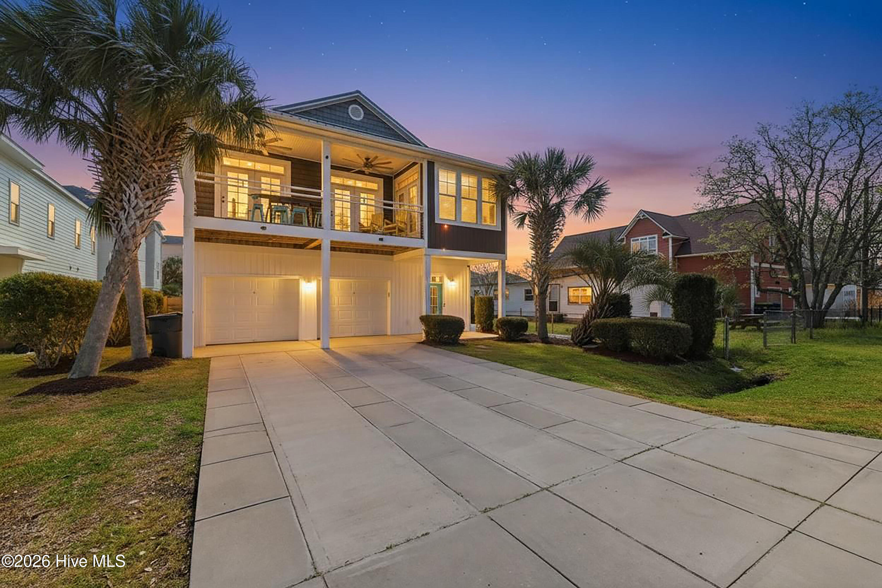 1607 Pinfish Lane Property Photo 1