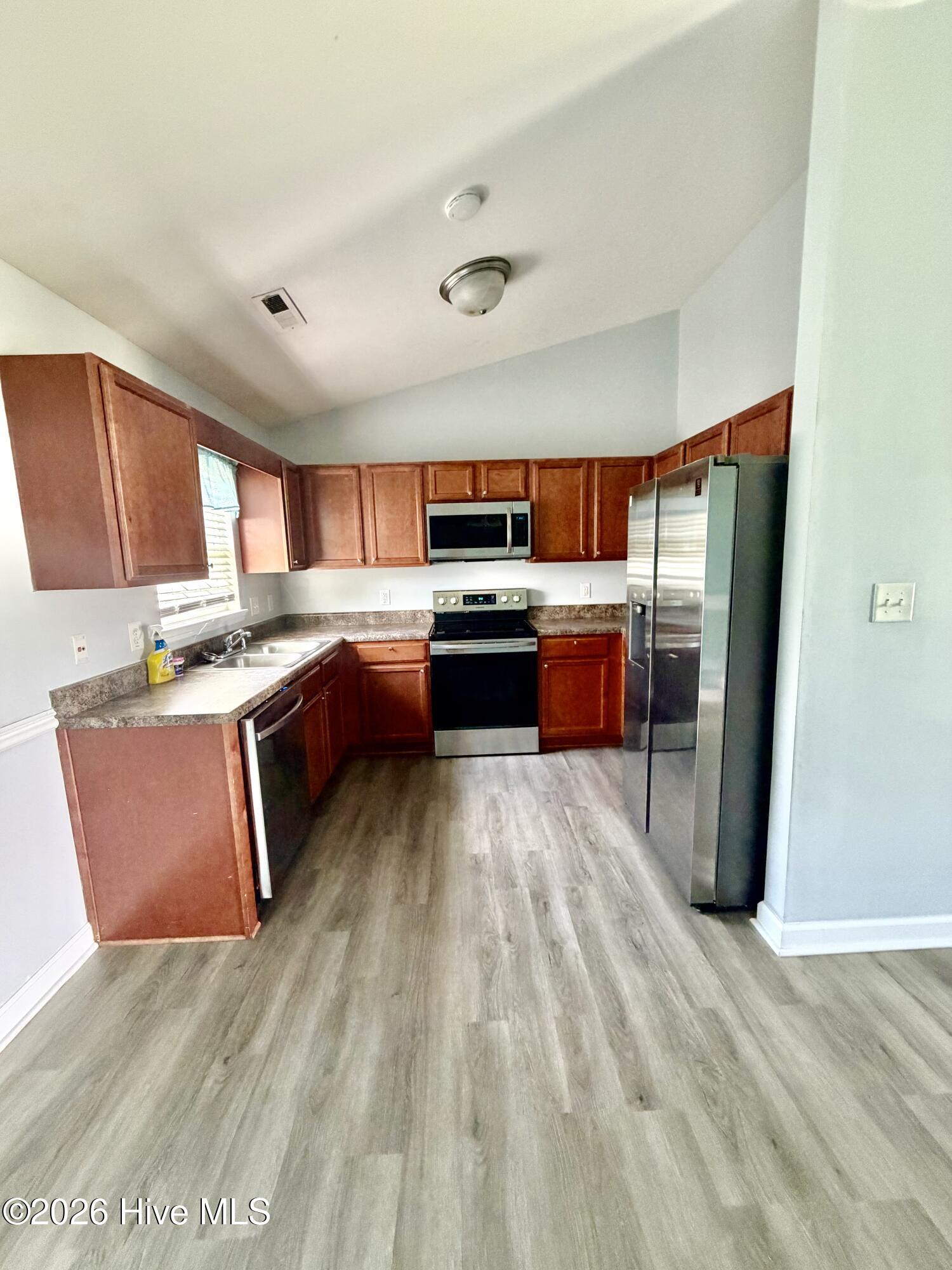120 Eagle Ridge Drive Property Photo 23