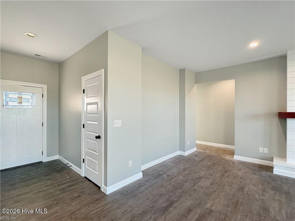 101 Lands End Drive Property Photo 3