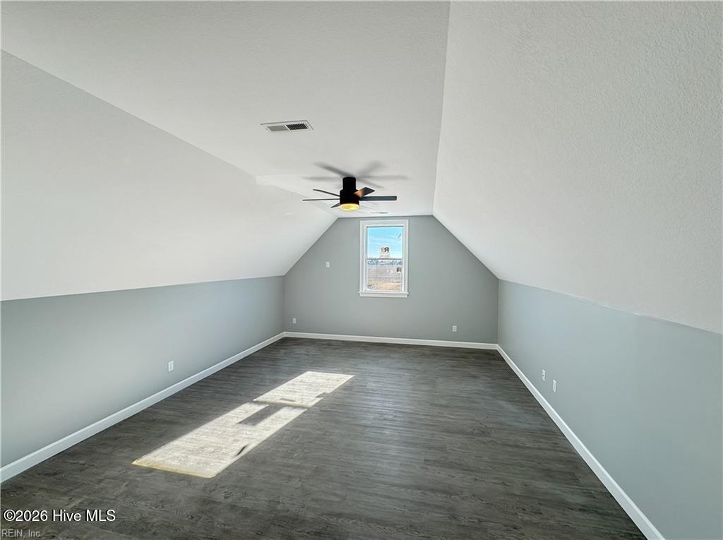 101 Lands End Drive Property Photo 22