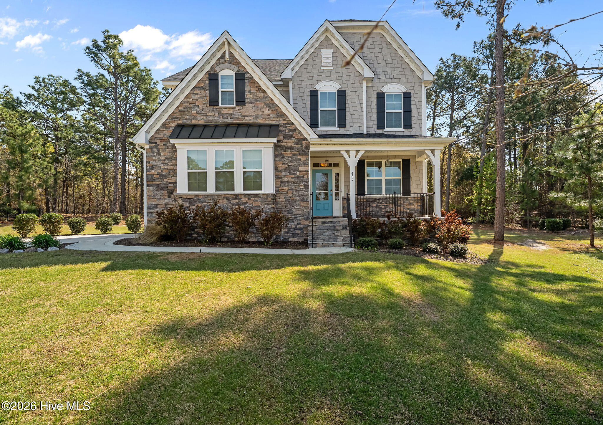 236 Claret Court Property Photo 1